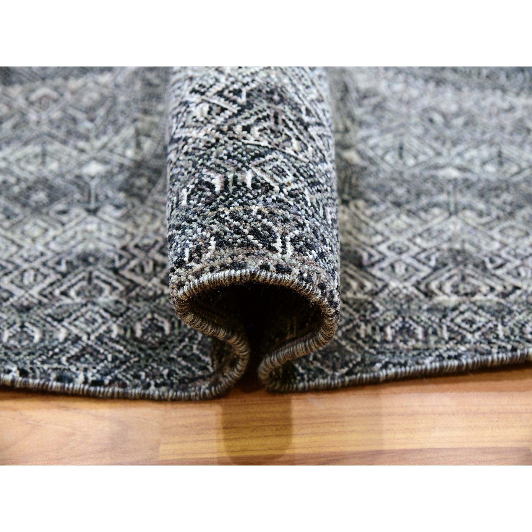 10'x10' Perle Noir Gray, Plush Vibrant Wool, Hand Knotted, Kohinoor Herat All Over Small Geometric Repetitive Diamond Shaped Motifs, Round Oriental Rug HR79785 - Image 5