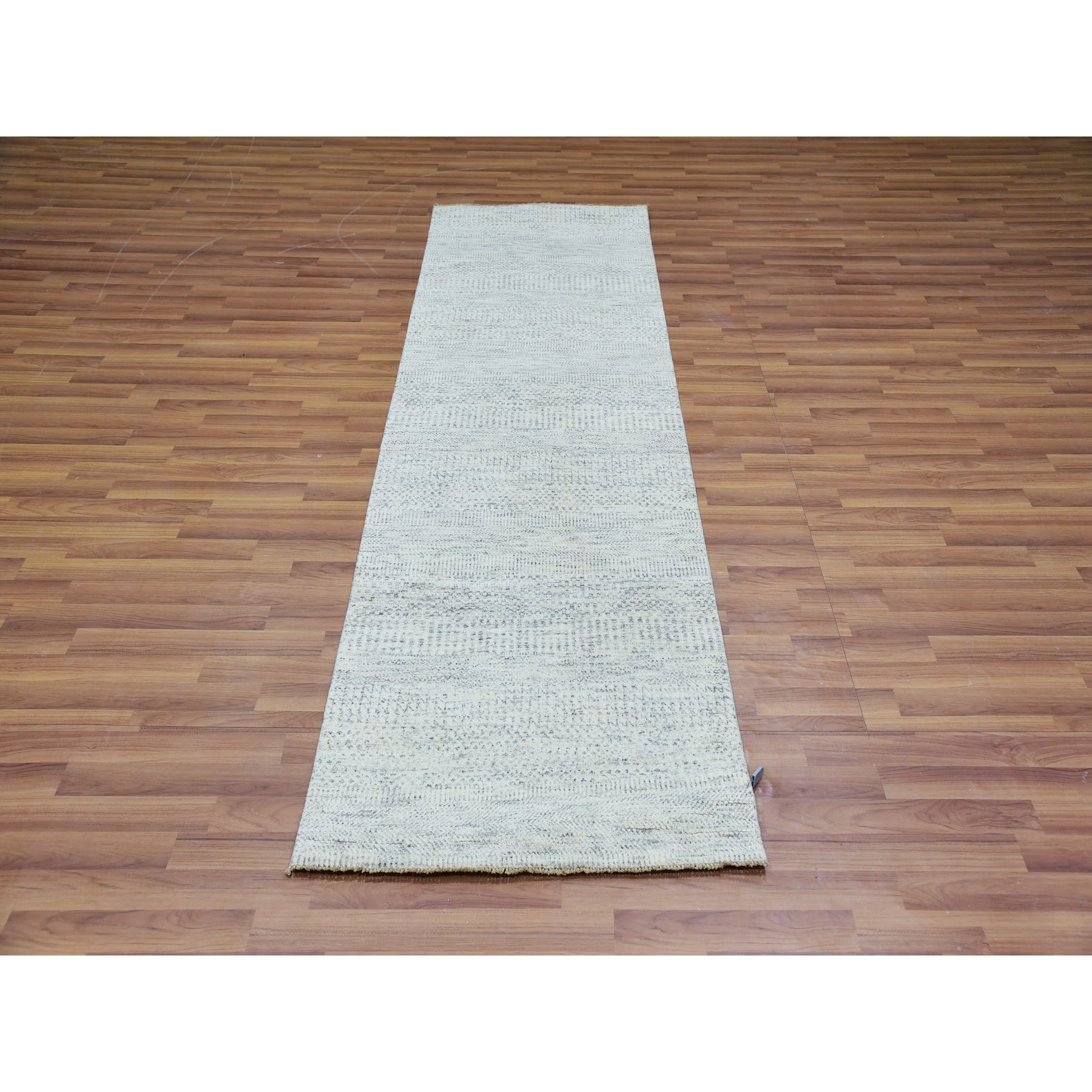 2'6"x8'1" Mindful Gray, 100% Undyed Wool Hand Knotted, Tone on Tone, Modern Grass Design, Oriental Runner Rug HR79820 - Image 2