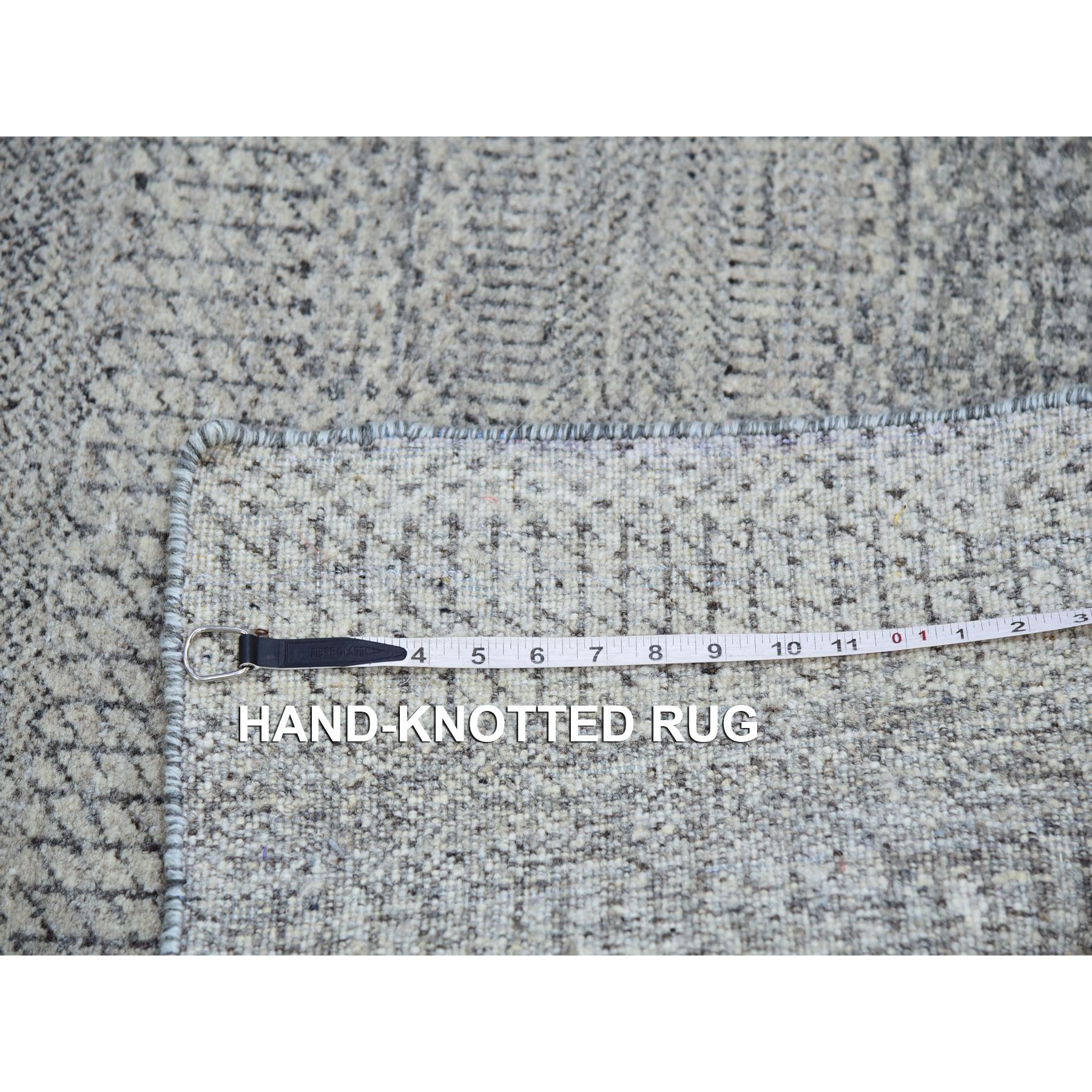 3'x5'2" Amherst Gray, Hand Knotted, Modern Grass Design, Tone On Tone, Pure Undyed Wool, Oriental Rug HR79891 - Image 6