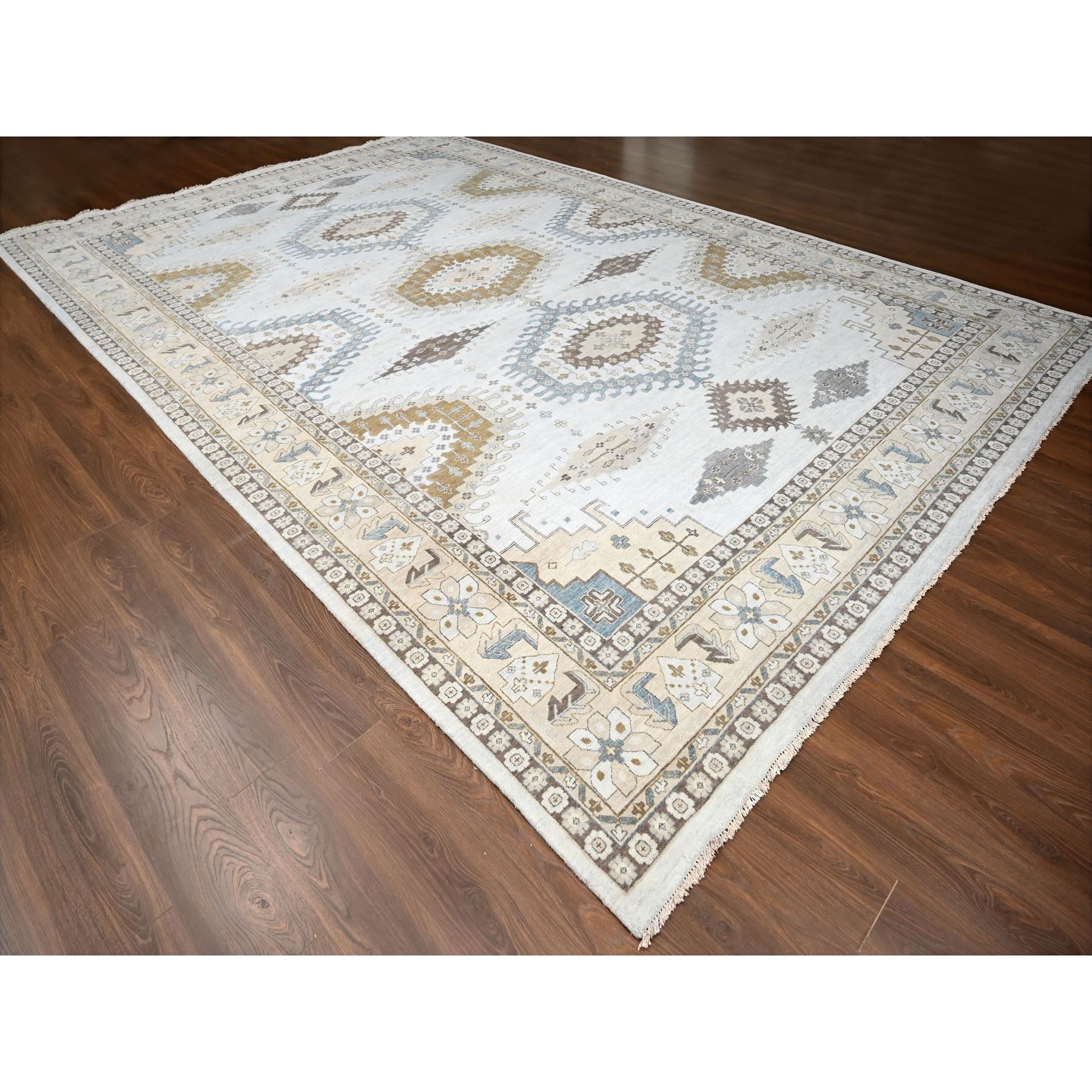 12'3"x18' Solitude Gray, Hand Knotted, Persian Village Influence Design and Geometric Motifs, Shiny and Soft Wool, Natural Dyes, Densely Woven Oriental Oversized Rug HR84844 - Image 3
