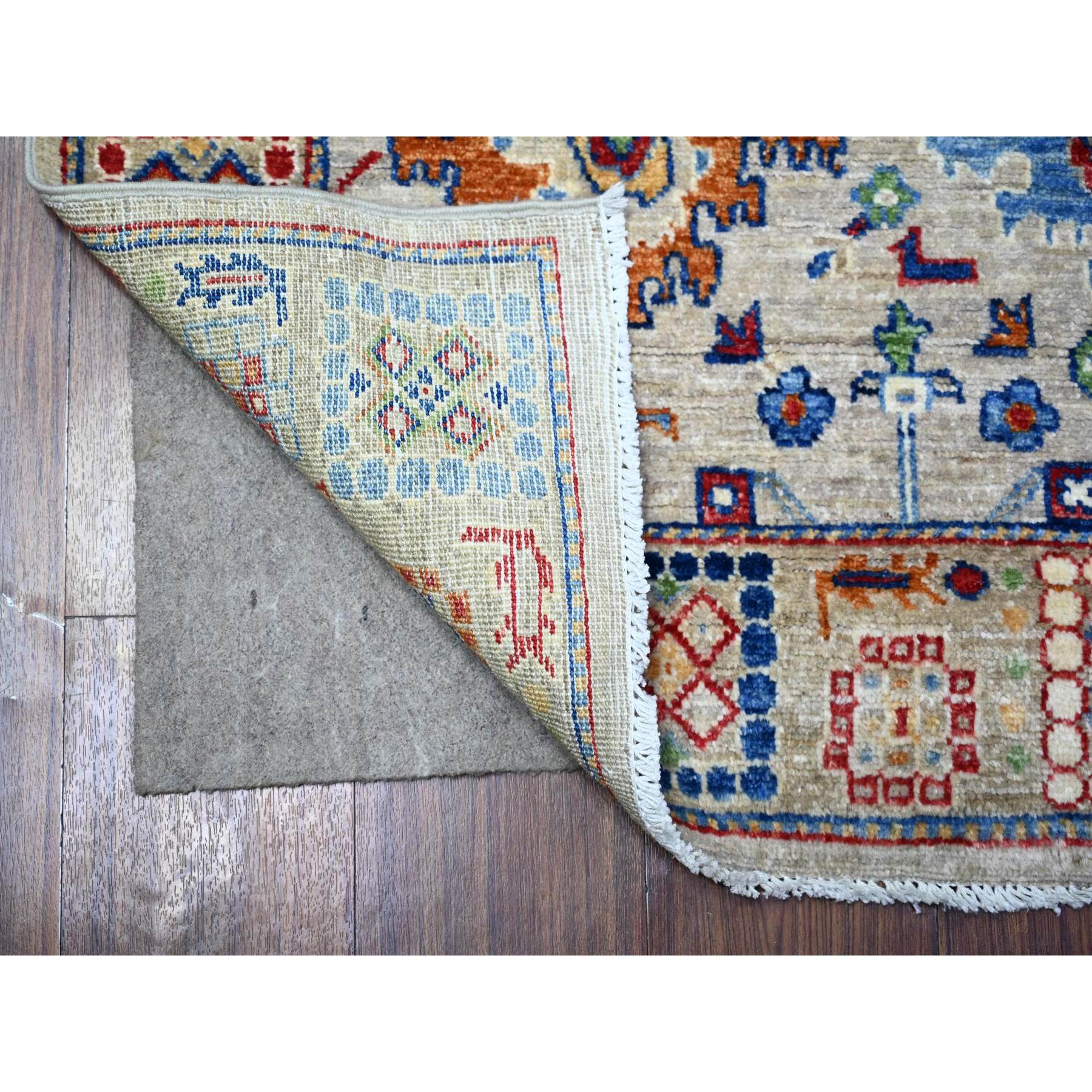 3'1"x5' White Gray, Aryana Collection, Mahal Design with Geometric Leaf Elements, Vegetable Dyes, Extra Soft Wool, Hand Knotted, Oriental Rug HR88341 - Image 2
