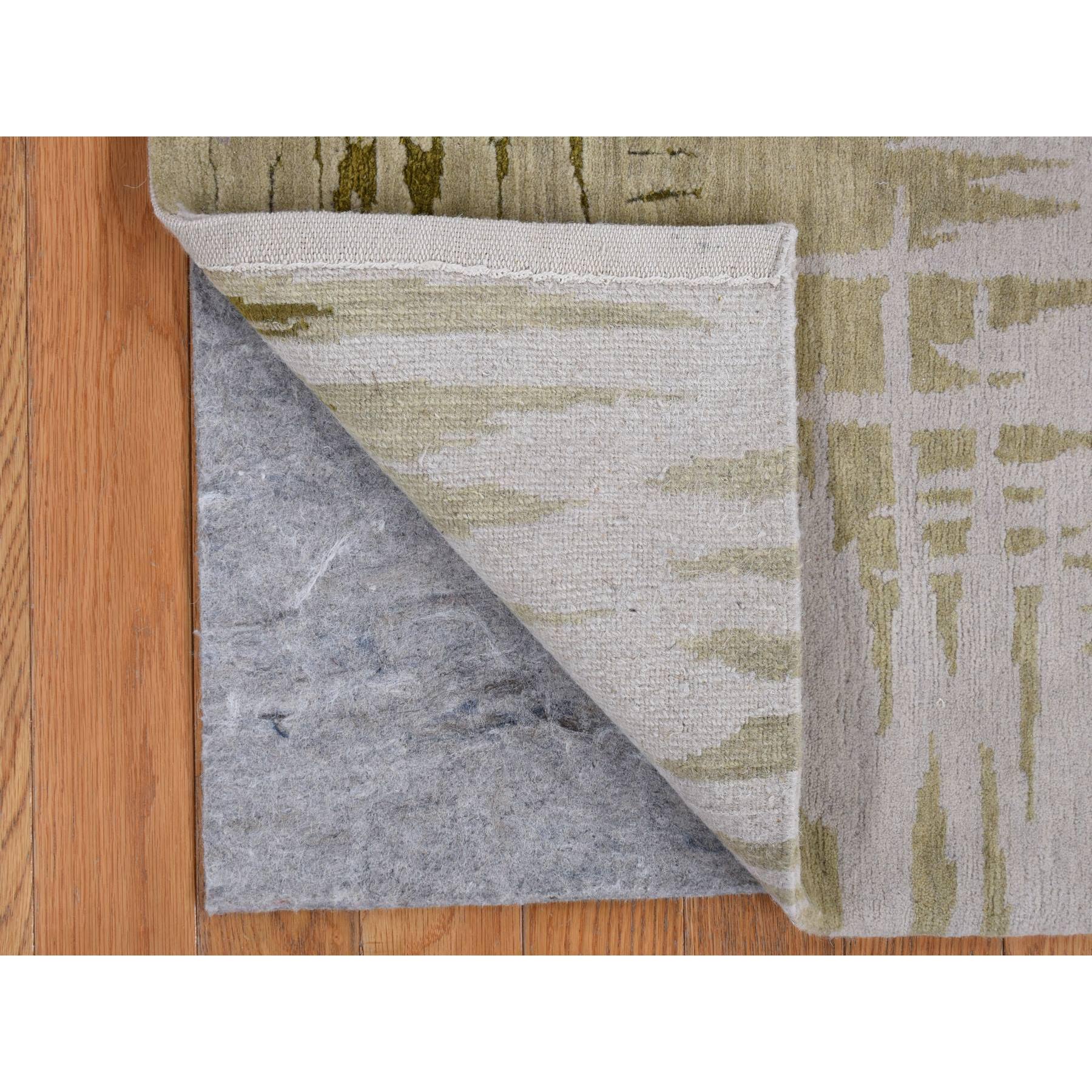 2'x2' Old Moss Green, Modern Stalactite Design, Wool and Silk, Denser Nepali Weave, Hand Knotted, Square Oriental Rug HR78028 - Image 2