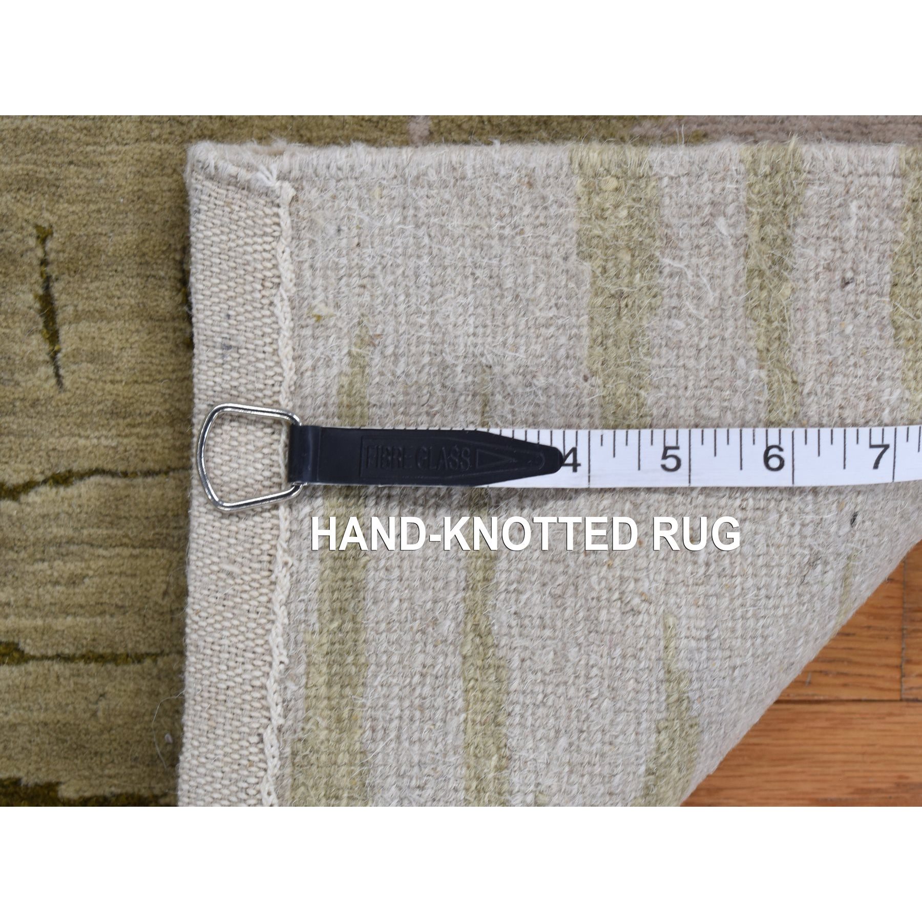 2'x2' Old Moss Green, Modern Stalactite Design, Wool and Silk, Denser Nepali Weave, Hand Knotted, Square Oriental Rug HR78028 - Image 5