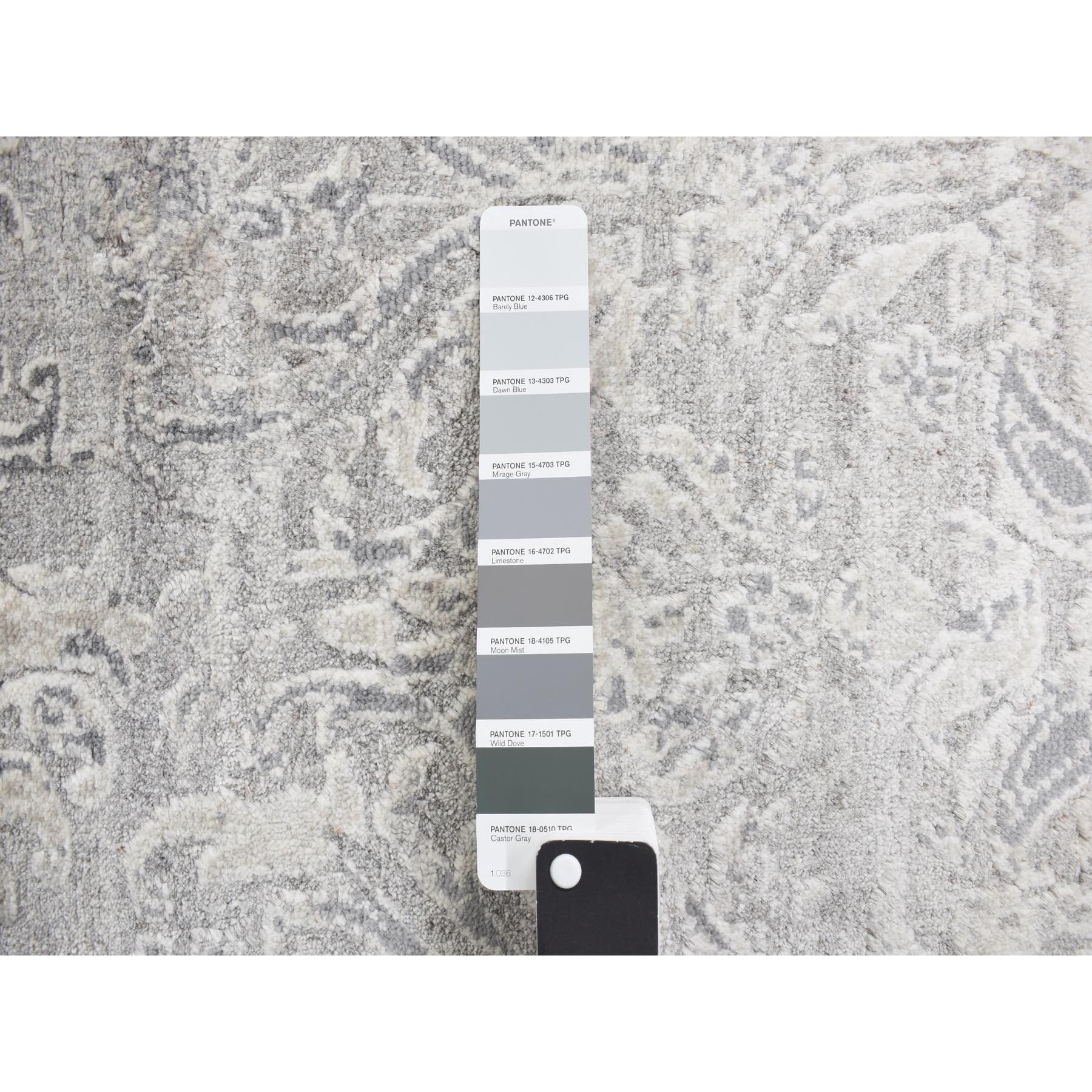 2'7"x5'10" Ash Gray, Hand Knotted, Damask Tone On Tone Design, Wool and Silk, Hi-Lo Pile, Runner Oriental Rug HR78042 - Image 3