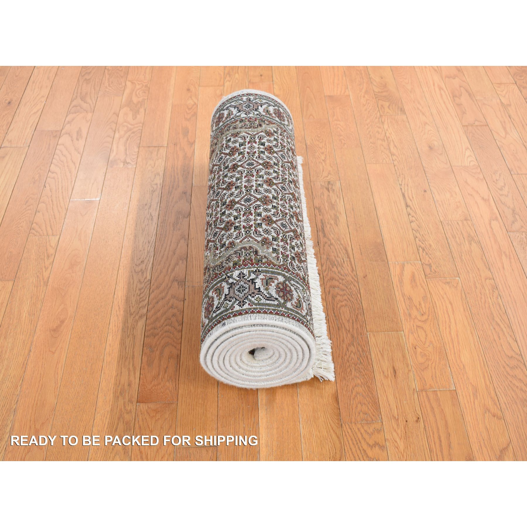 2'7"x11'10" Ivory, Wool and Silk, Tabriz Mahi Medallion Design, Hand Knotted, Runner Oriental Rug HR78068 - Image 6