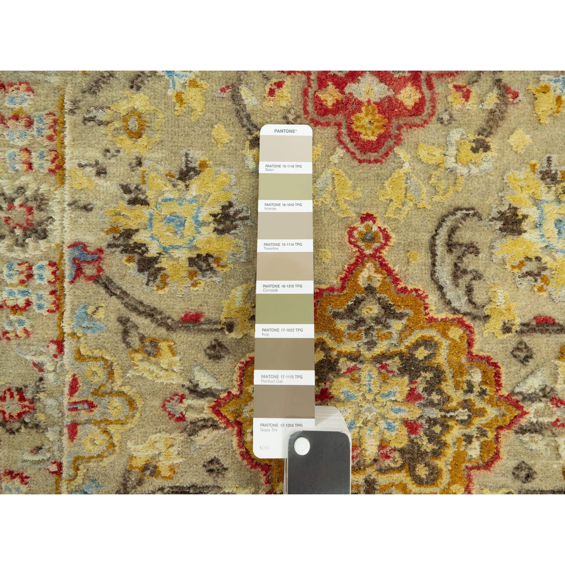 2'3"x3' Parmesan Beige, Wool and Pure Silk, The Sunset Rosettes with Vibrant Colors, Hand Knotted, Soft to Touch, Oriental Rug HR90522 - Image 4