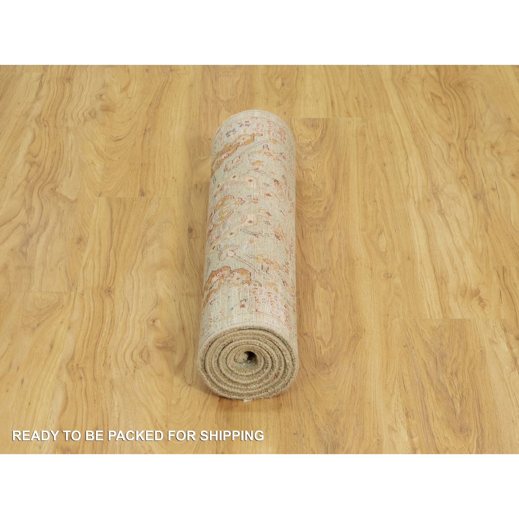 2'8"x6' Dandelion Beige, Hand Knotted, Soft to Touch, The Sunset Rosettes, Vibrant Colors, Wool and Pure Silk, Runner Oriental Rug HR90524 - Image 6