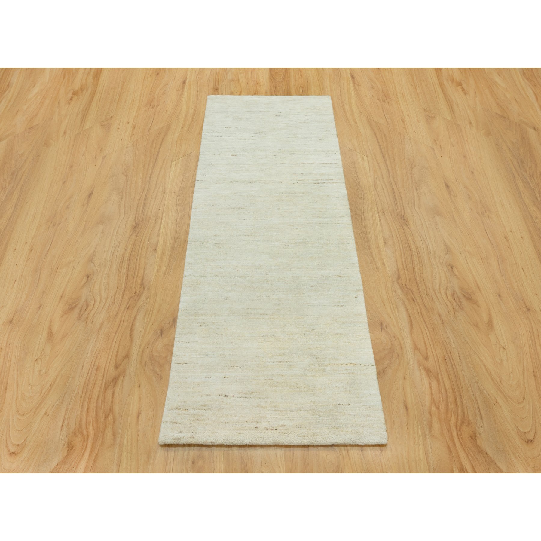 2'6"x6' Great Hall Mouldings White, Denser Weave, Hand Knotted, Lori Buft Gabbeh Plain Design, 100% Wool, Runner Oriental Rug HR90556 - Image 2