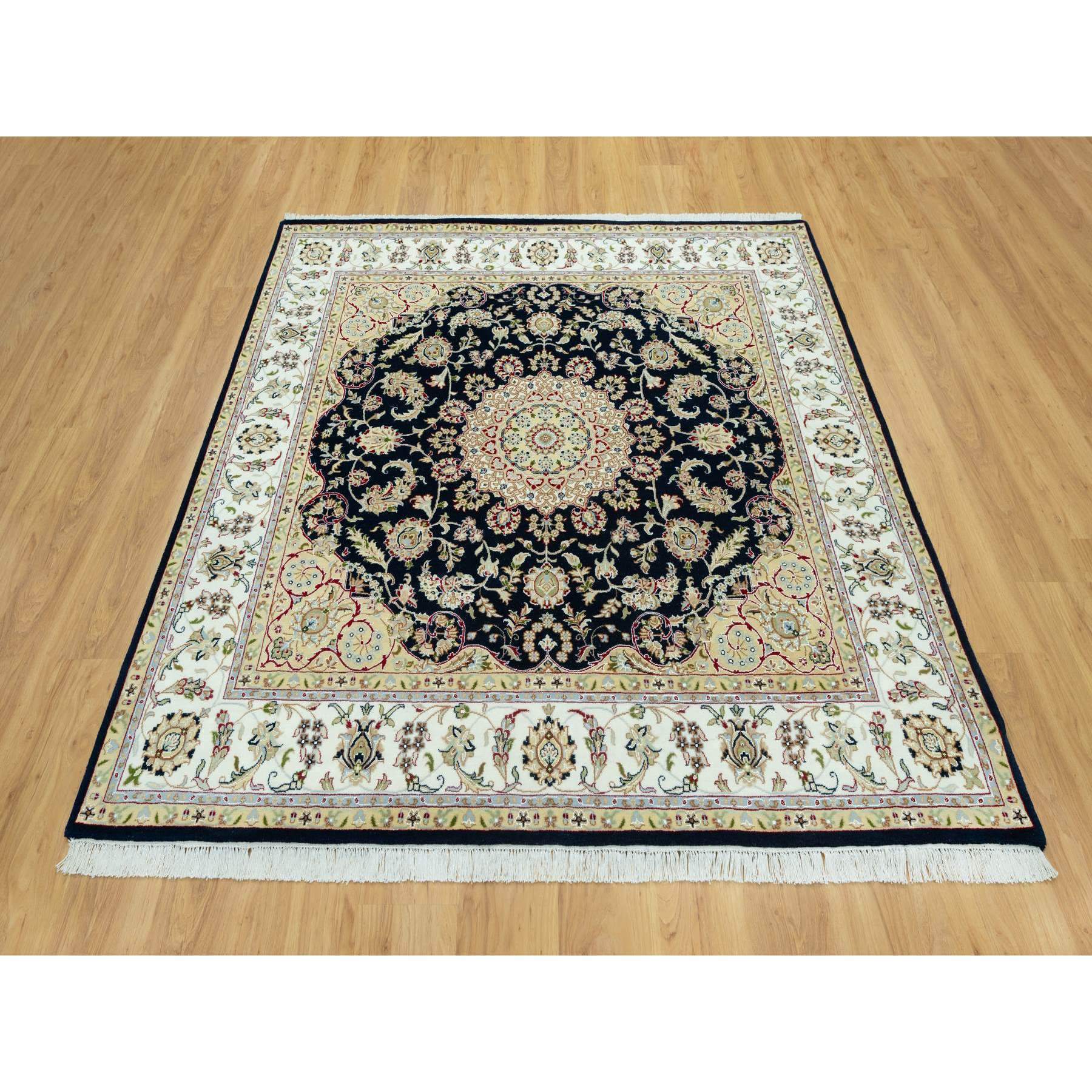 7'x7' Broncos Blue With Dove White, Nain Central Medallion Flower Design, 250 KPSI, Soft Wool, Hand Knotted, Oriental Square Rug HR90593 - Image 2