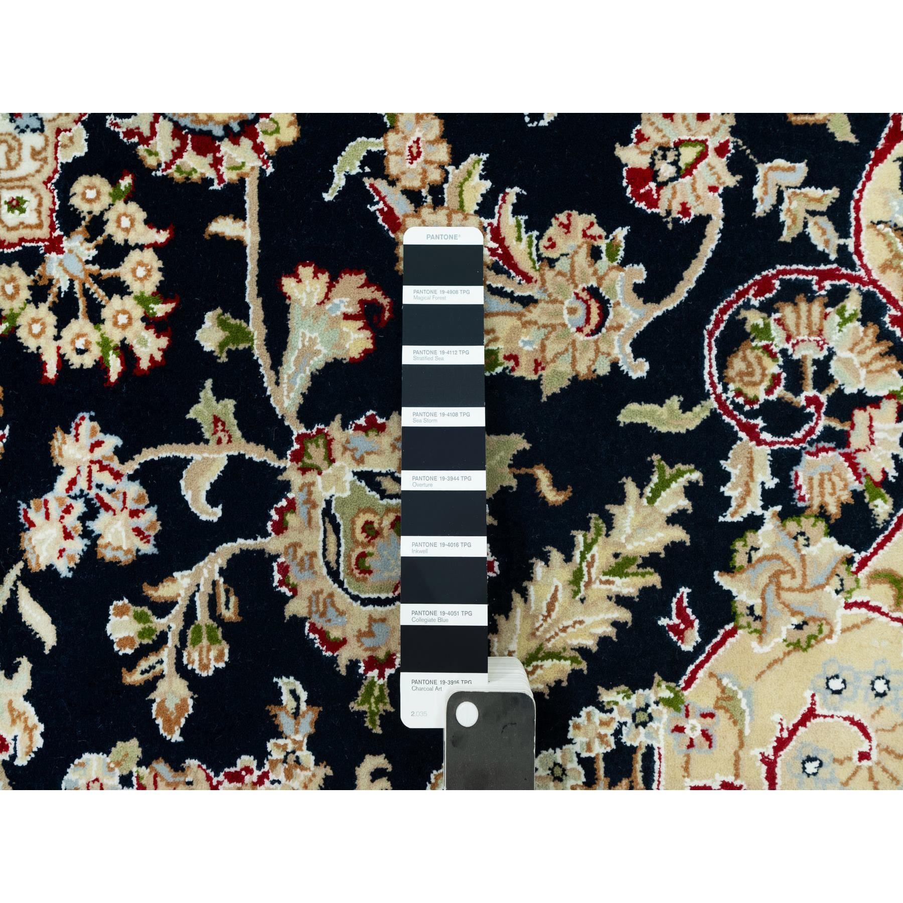 7'x7' Broncos Blue With Dove White, Nain Central Medallion Flower Design, 250 KPSI, Soft Wool, Hand Knotted, Oriental Square Rug HR90593 - Image 4