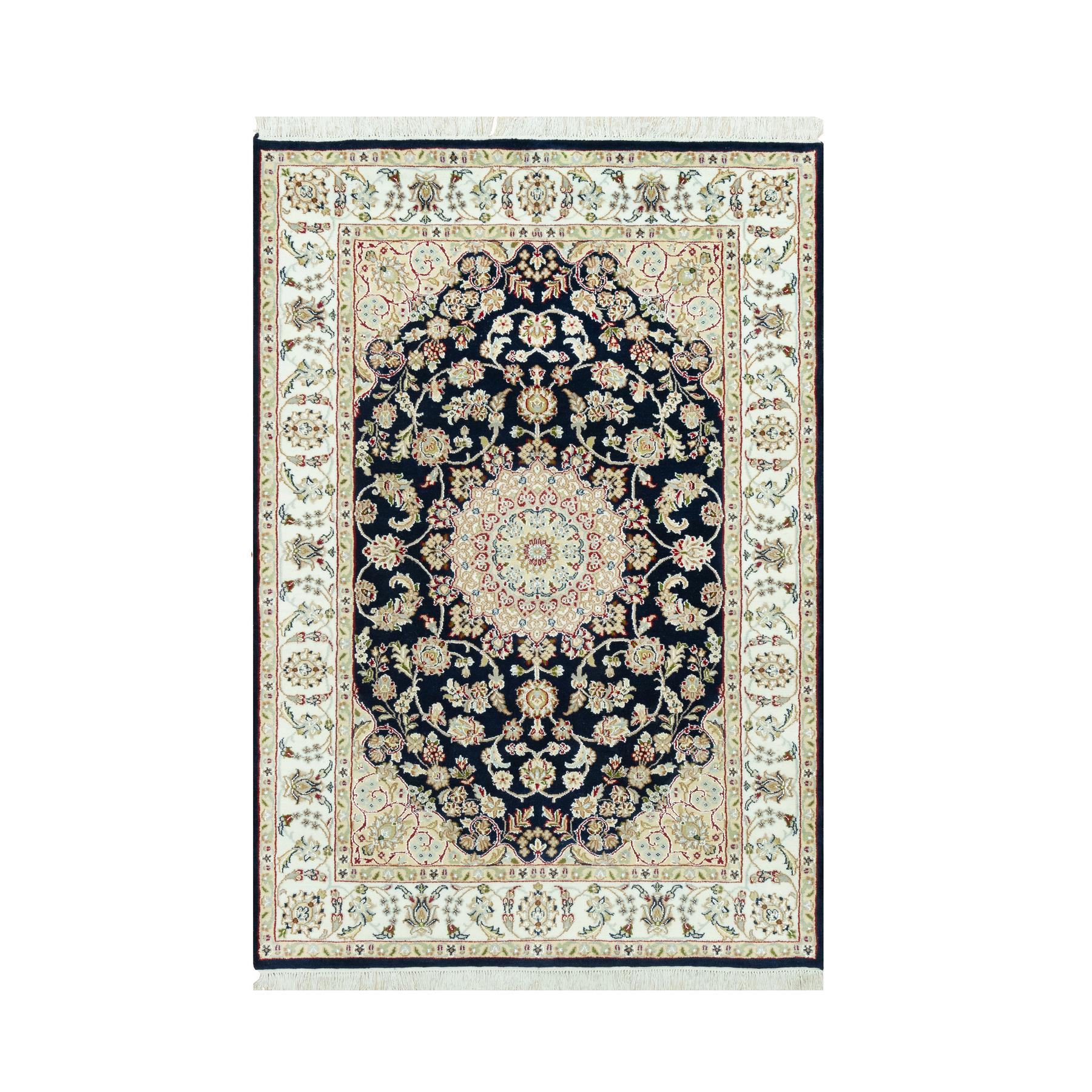 4'3"x6'3" Gale Force Blue, 250 KPSI, Nain Pure Wool Central Medallion Floral Design Denser Weave, Hand Knotted, Oriental Rug HR90619