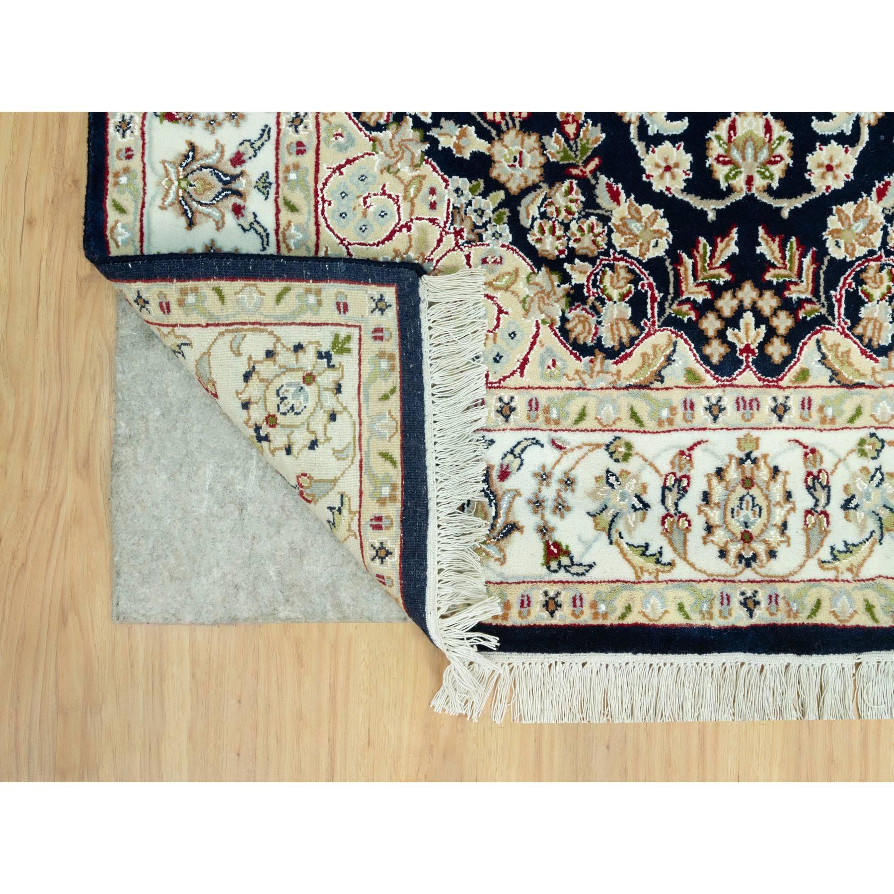 4'3"x6'3" Gale Force Blue, 250 KPSI, Nain Pure Wool Central Medallion Floral Design Denser Weave, Hand Knotted, Oriental Rug HR90619 - Image 3