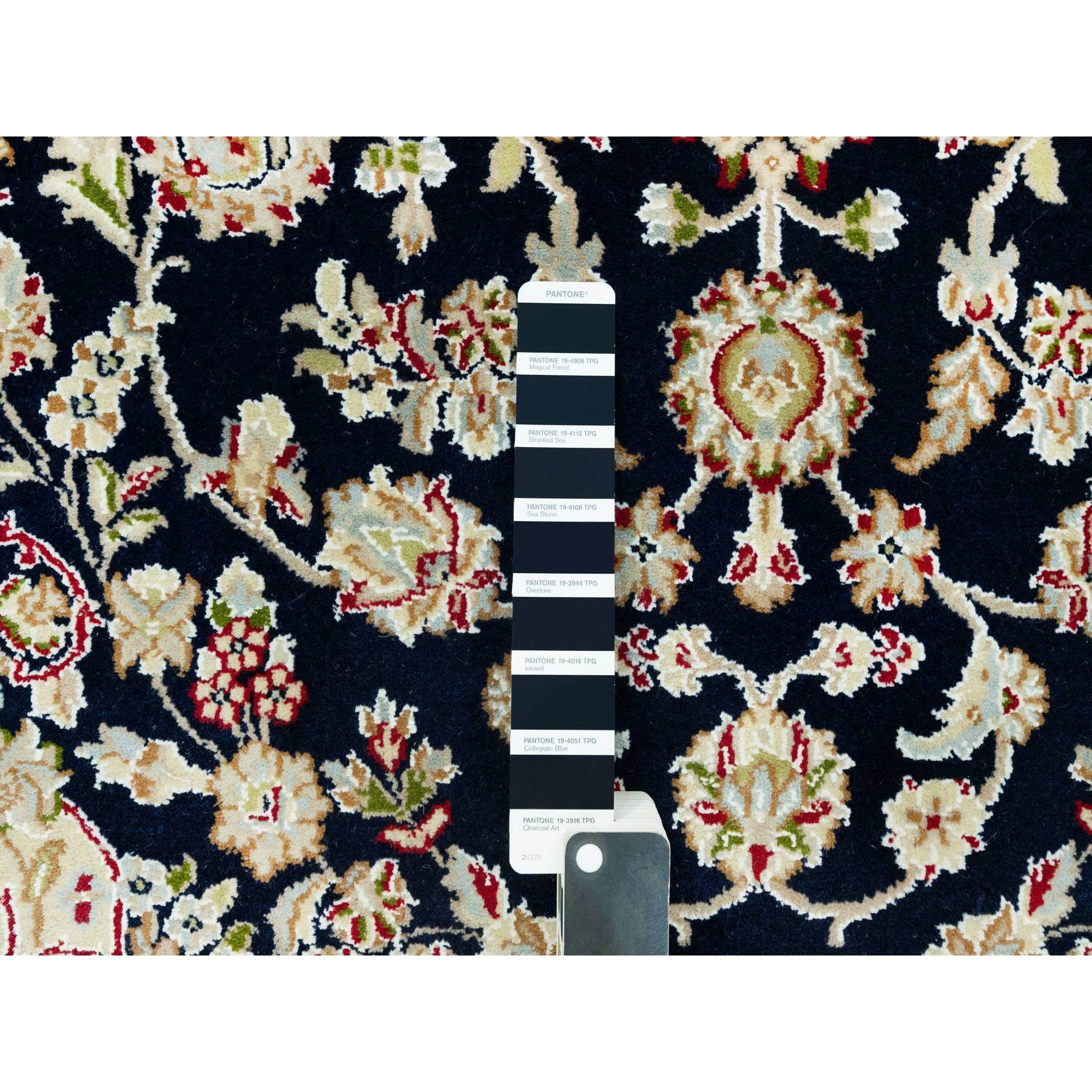 4'3"x6'3" Gale Force Blue, 250 KPSI, Nain Pure Wool Central Medallion Floral Design Denser Weave, Hand Knotted, Oriental Rug HR90619 - Image 4