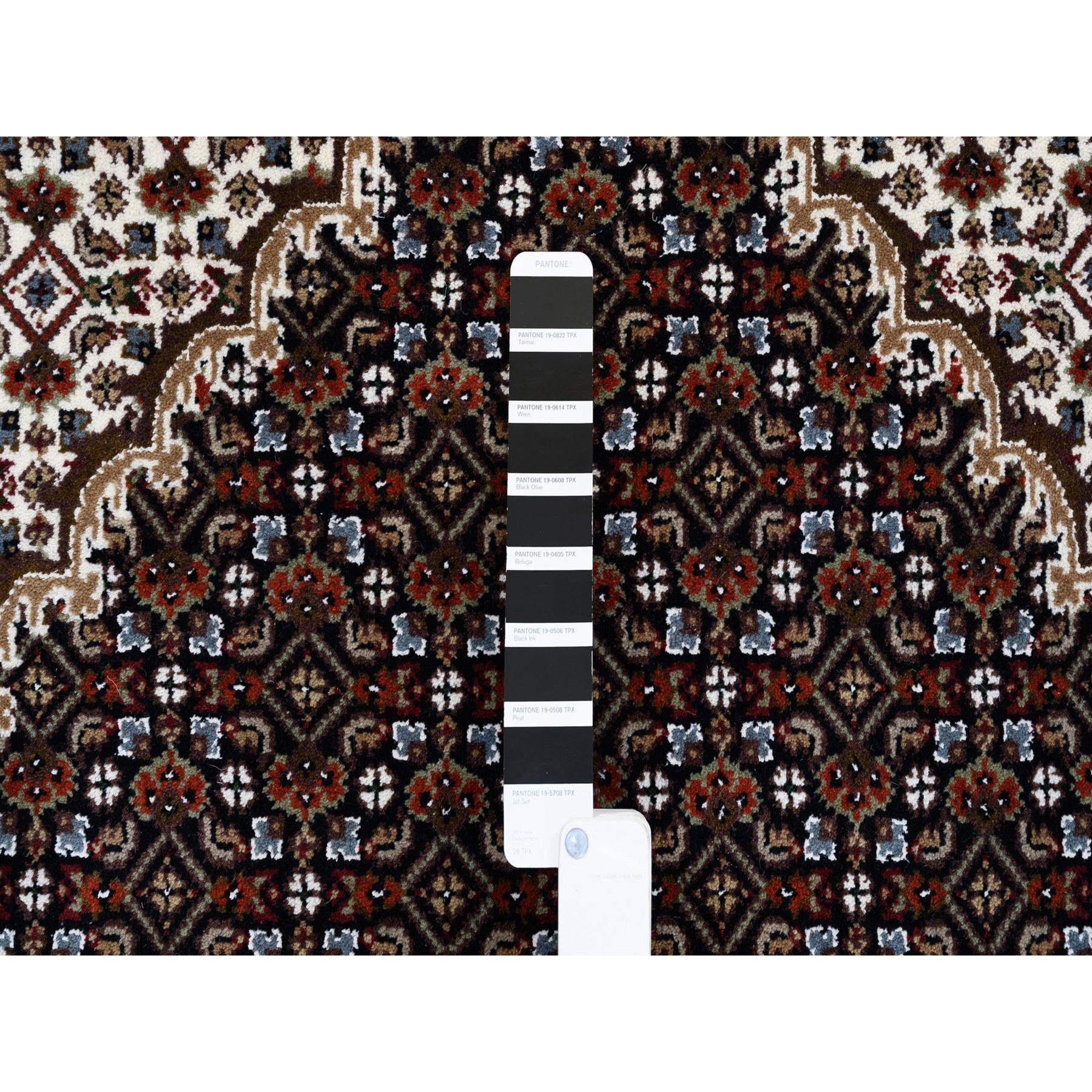 3'10"x10'4" Wool Black Tabriz Mahi with Fish Medallions Design Hand Knotted Wide Runner Oriental Rug HR63320 - Image 4