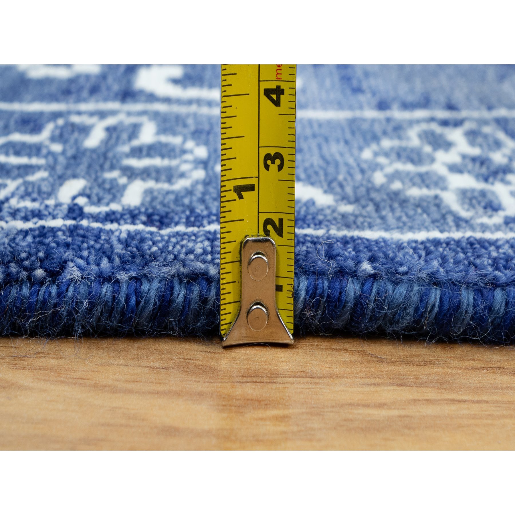 5'1"x6'10" Revel Blue, Tone on Tone, Hand Knotted Borderless Tabriz All Over Leaf Design, Wool and Silk, Oriental Rug HR90673 - Image 6