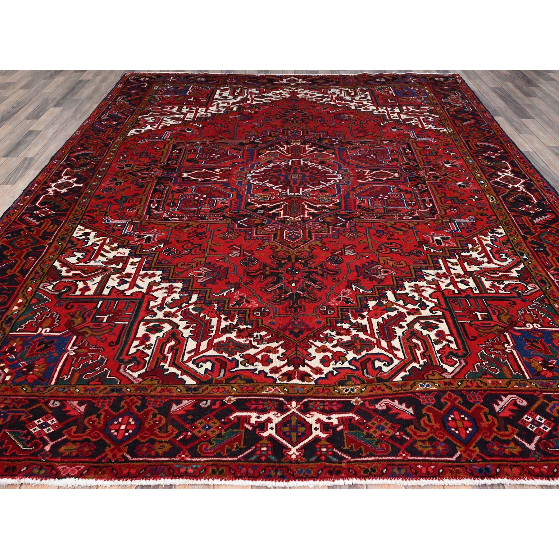 8'7"x10'10" Pomegranate Red, Hand Knotted Evenly Worn Pure Wool, Old Persian Heriz, Good condition, Sides and Ends Professionally Secured and Cleaned, Sheared Low, Oriental Rug HR100 - Image 3