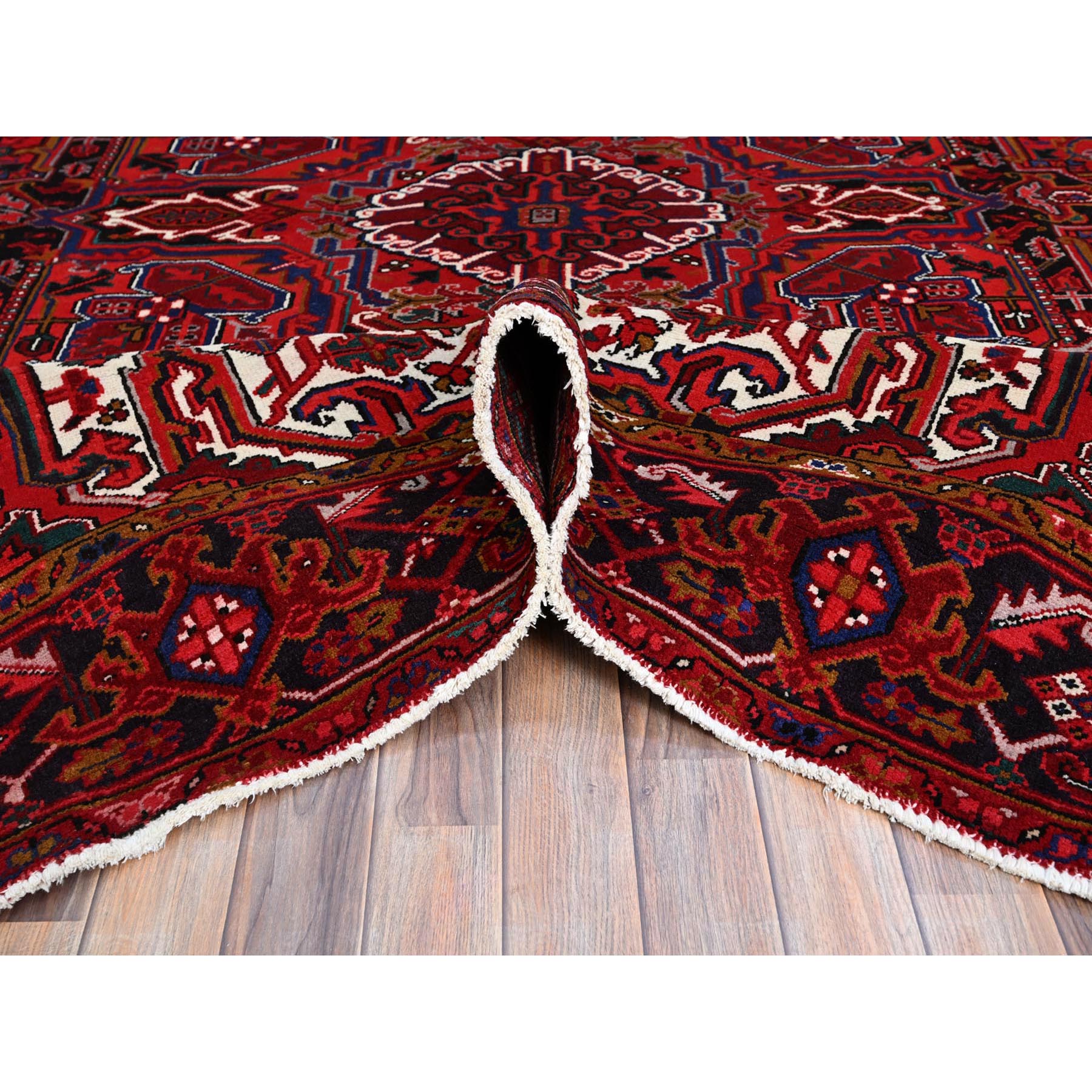 8'7"x10'10" Pomegranate Red, Hand Knotted Evenly Worn Pure Wool, Old Persian Heriz, Good condition, Sides and Ends Professionally Secured and Cleaned, Sheared Low, Oriental Rug HR100 - Image 6