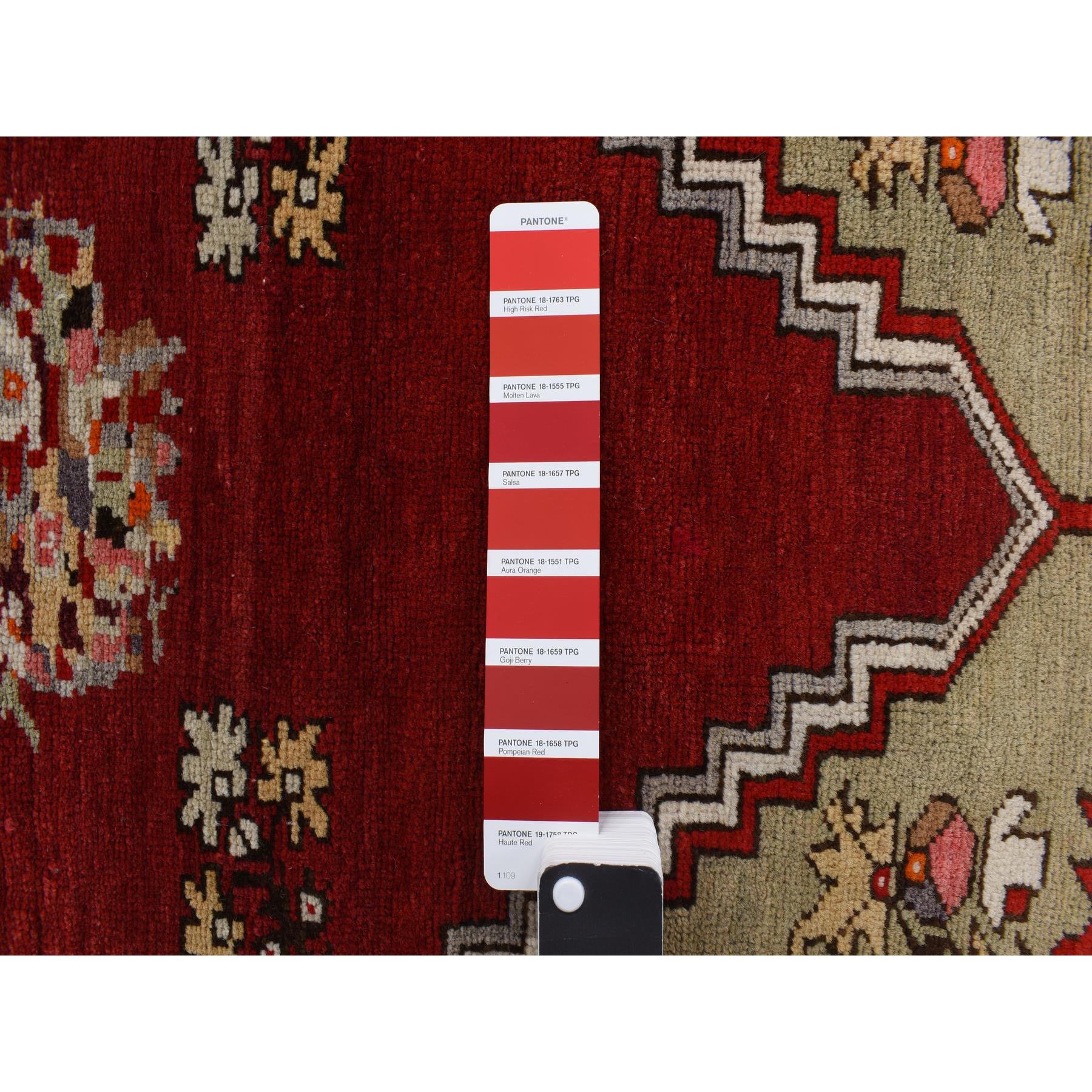3'10"x5'4" Pompeain Red, Hand Knotted Antique Turkish Bergama Prayer Rug, In Mint Condition, Clean and Soft, Natural Wool Full Pile HR78203 - Image 2