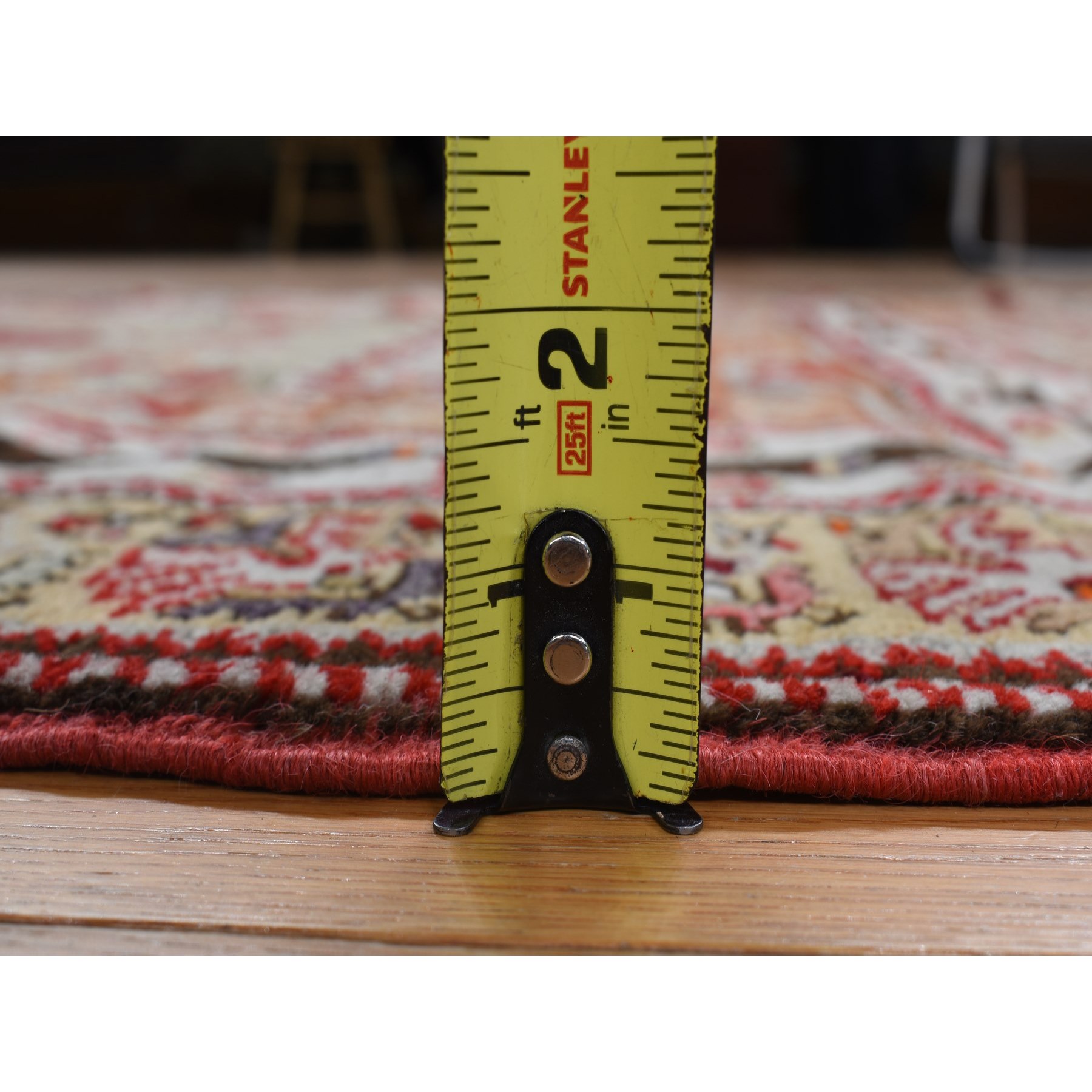 3'10"x5'4" Pompeain Red, Hand Knotted Antique Turkish Bergama Prayer Rug, In Mint Condition, Clean and Soft, Natural Wool Full Pile HR78203 - Image 4