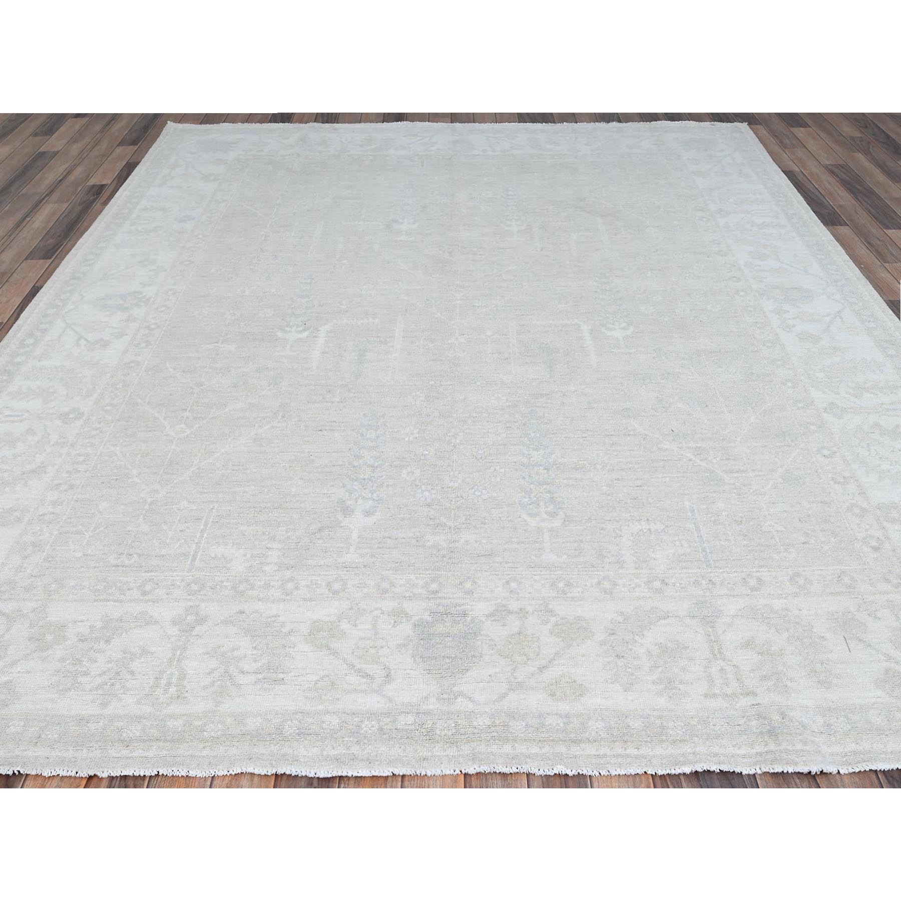 8'1"x9'7" Alabaster White, Soft Pile, White Washed Peshawar, Hand Knotted 100% Wool, Natural Dyes, Afghan Tree Design Oriental Rug HR86708 - Image 3