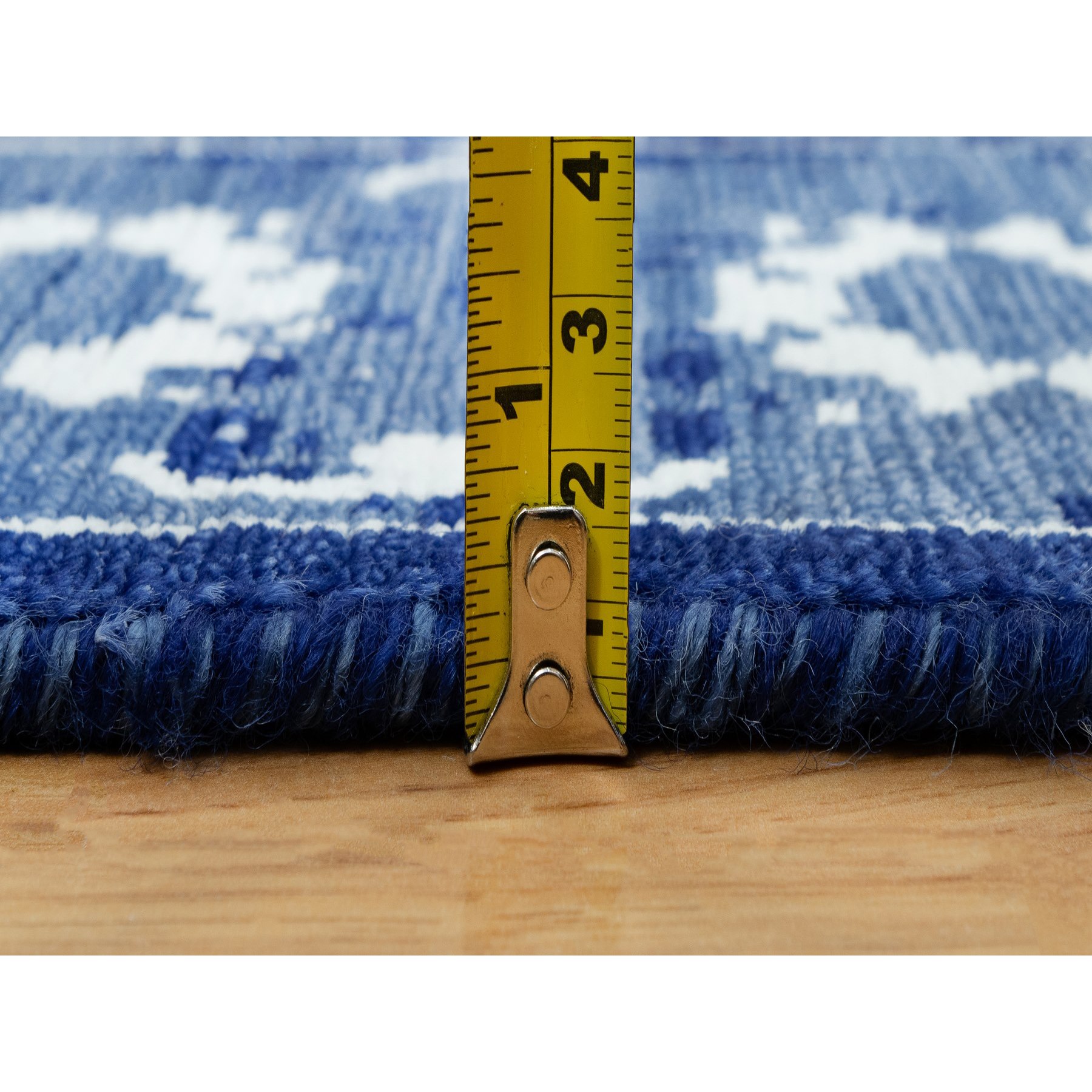 2'6"x8' Nova Blue, Borderless, Hand Knotted Tabriz, Tone on Tone Wool and Silk, All Over Leaf Design, Oriental, Runner Rug HR90666 - Image 7