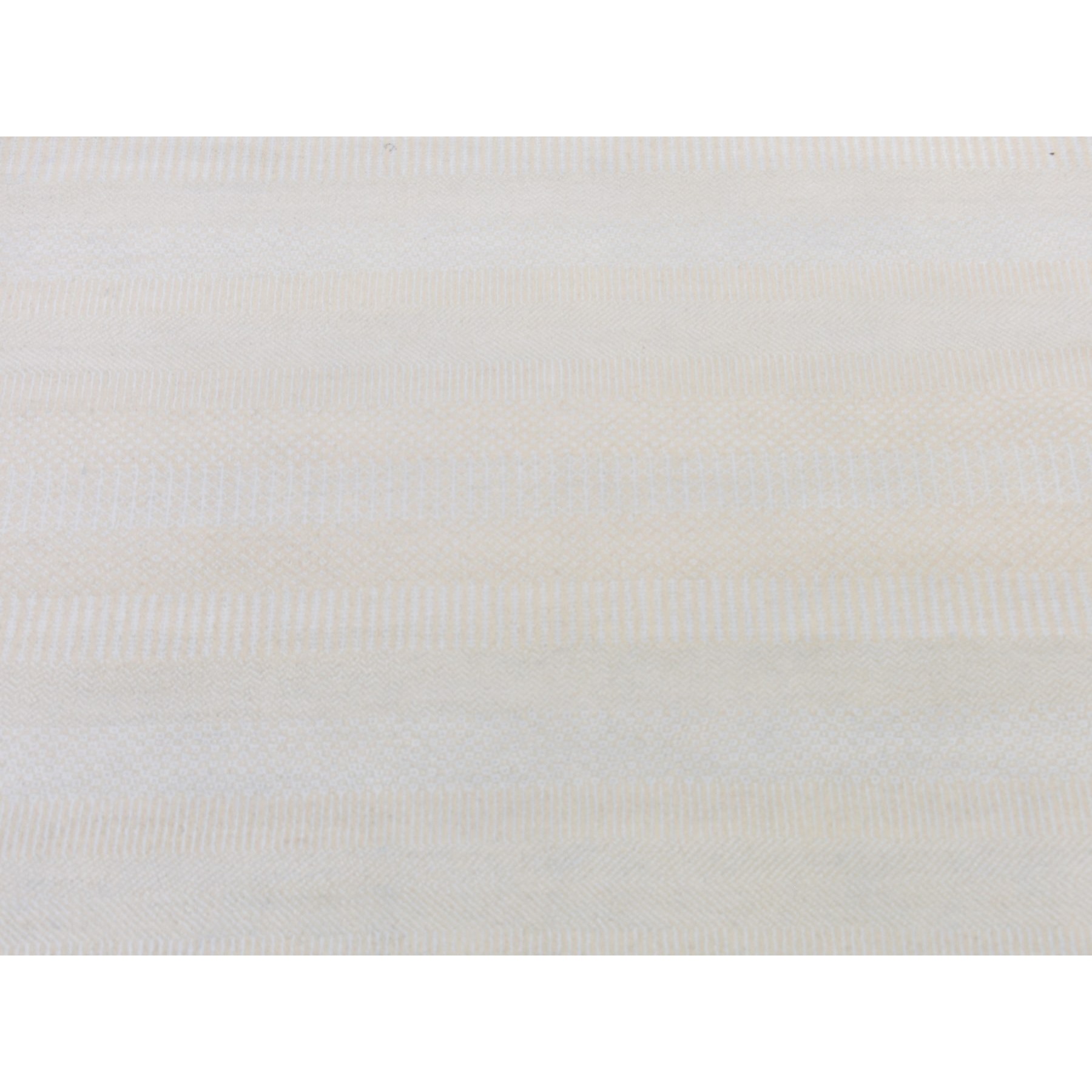 4'1"x6'1" Ivory, Modern, Hand Knotted, Grass Design, Densely Woven, Wool and Silk, Oriental Rug HR80039 - Image 7