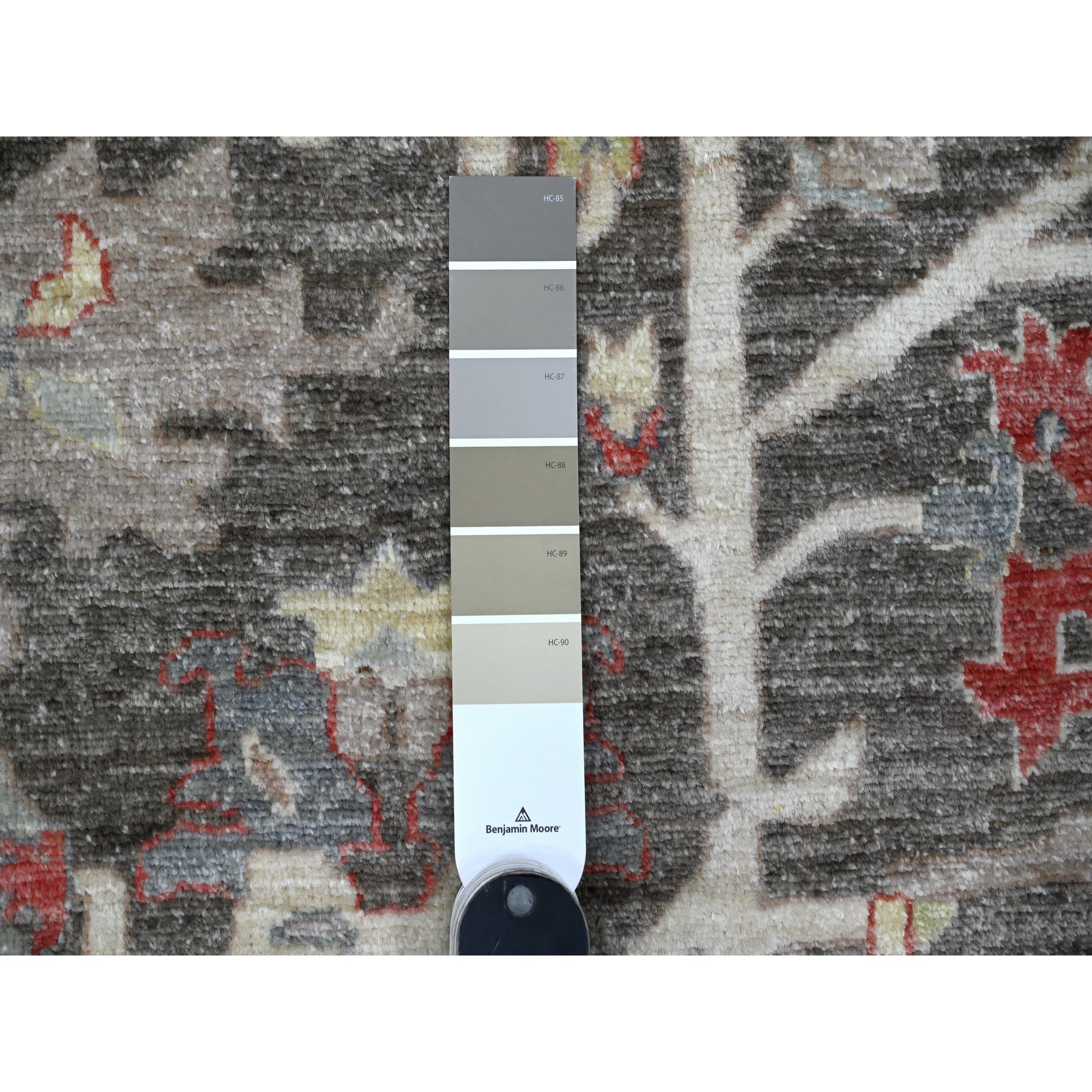 8'x9'7" Abbey Black, Hand Knotted, Velvety Wool, Fine Aryana Heriz All Over Design, Vegetable Dyes, Peshawar Oriental Rug HR88873 - Image 8