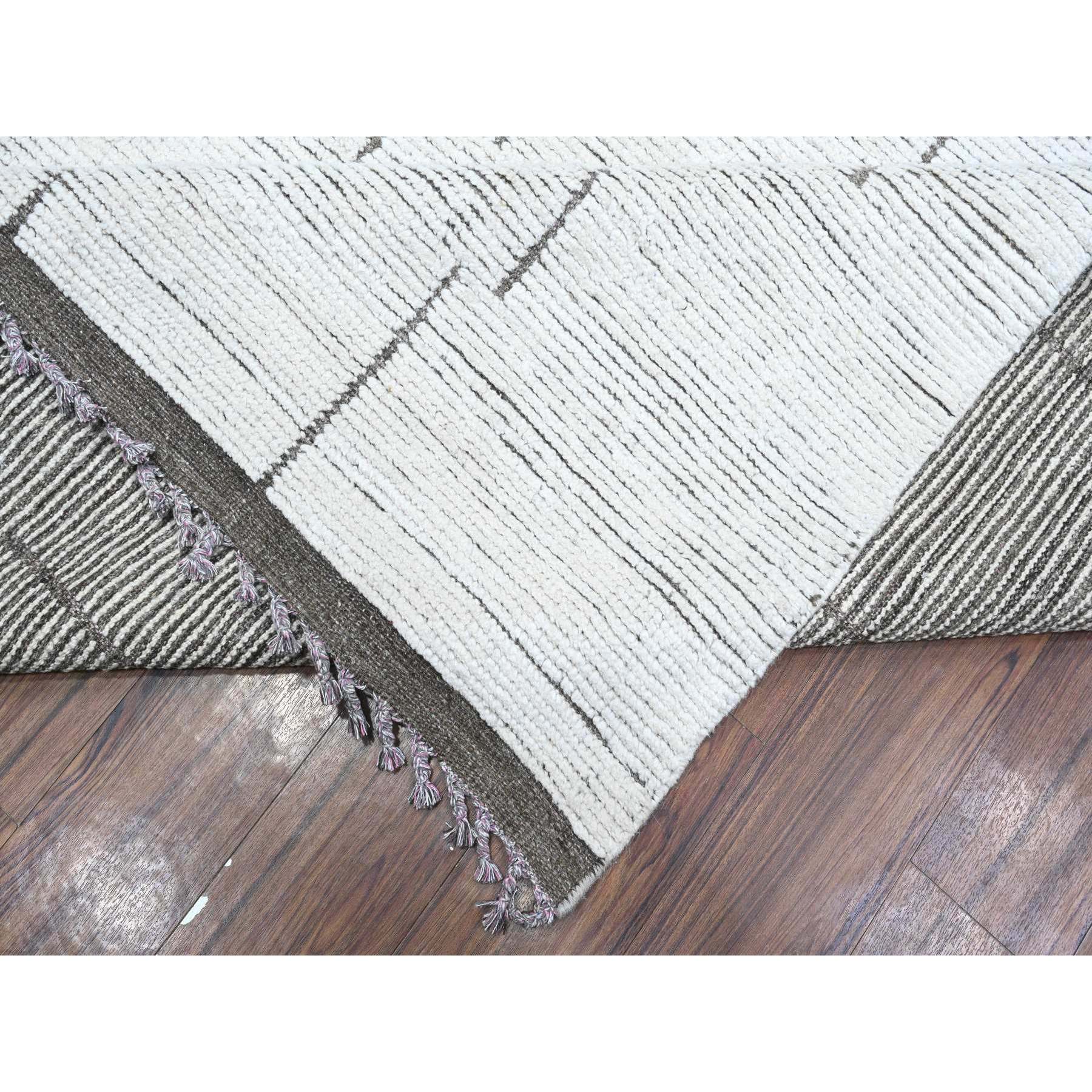 12'x16'2" Silky White, Moroccan Chiadma Influenced Geometric Design, Hand Knotted, All Wool, Denser Weave Oversized Oriental Rug HR89193 - Image 6