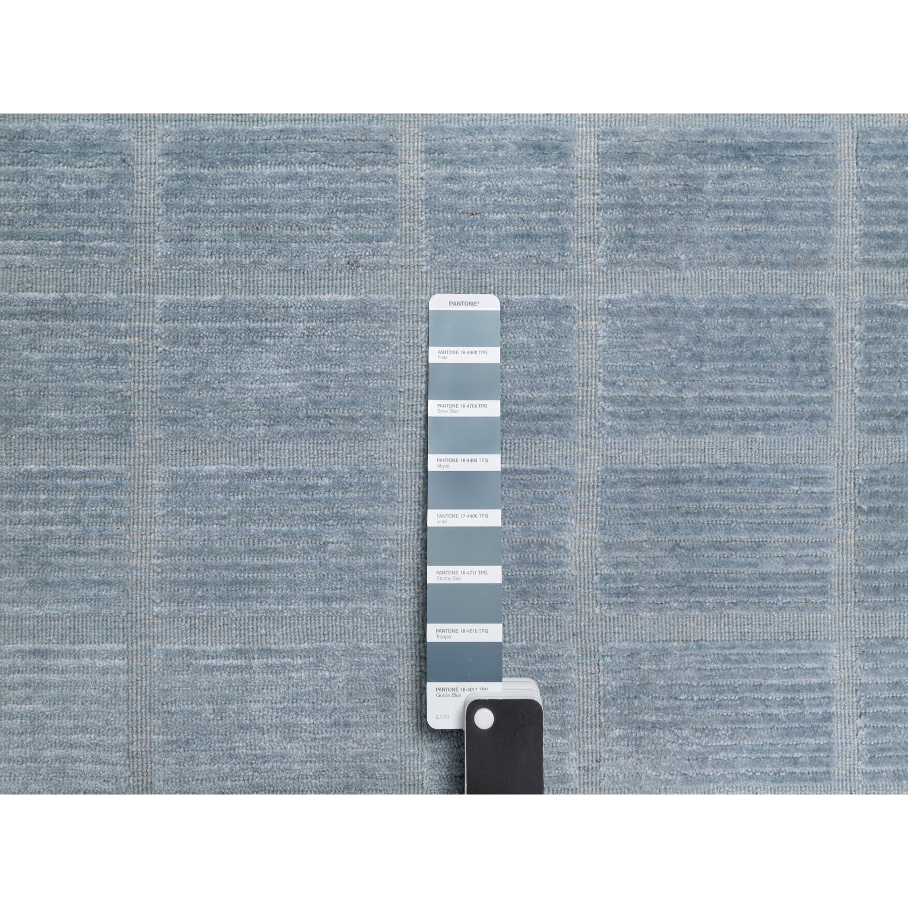 8'2"x9'10" Stone Blue, Modern Grid Pattern, Hand Loomed, Soft Plush Pile, Pure Wool, Oriental Rug HR90705 - Image 8