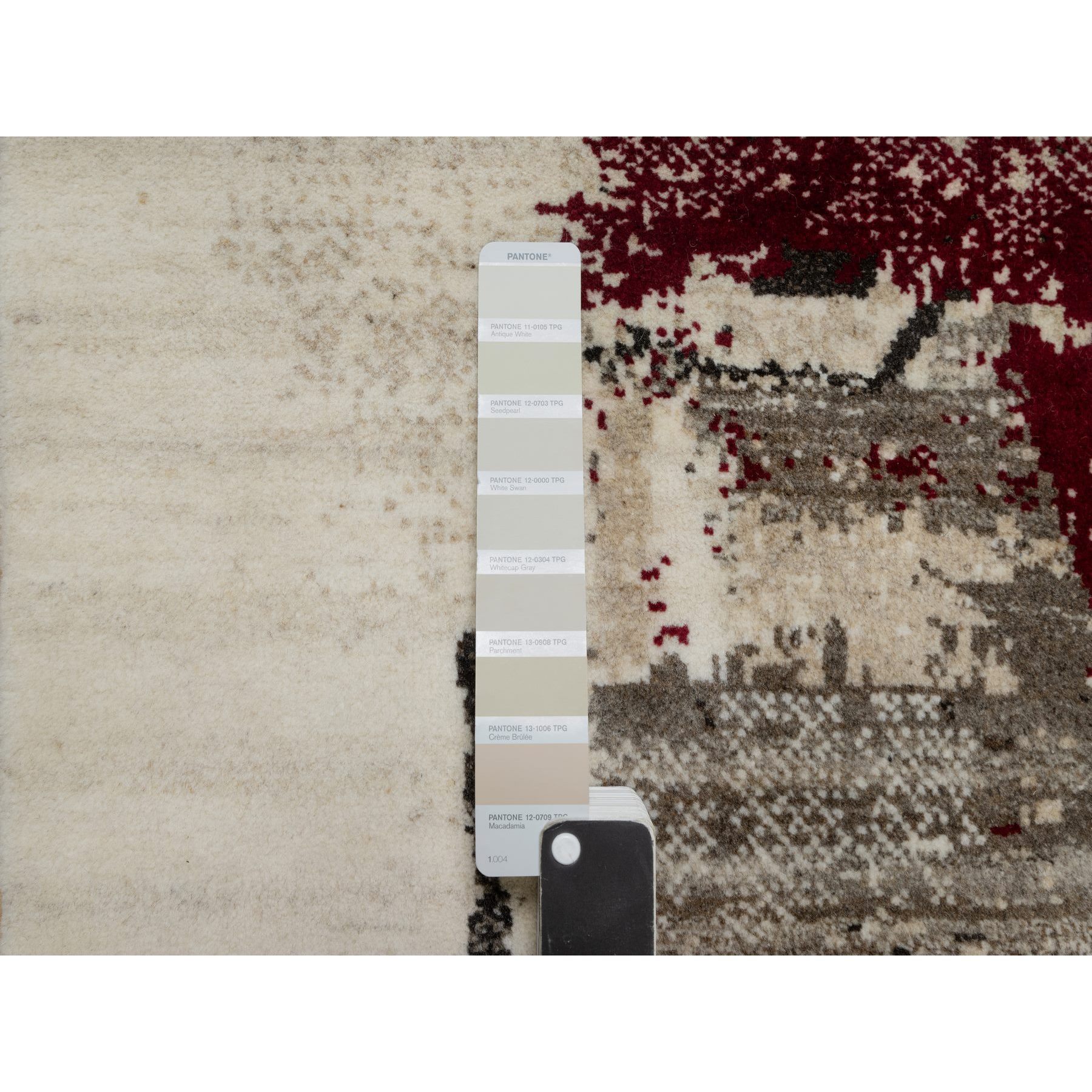 2'4"x4'8" Parchment White, Hand Knotted, Lori Buft Gabbeh with Avant Garde Design, Thick and Plush, Pure Wool, Soft Pile, Short Runner, Oriental Rug HR90768 - Image 4