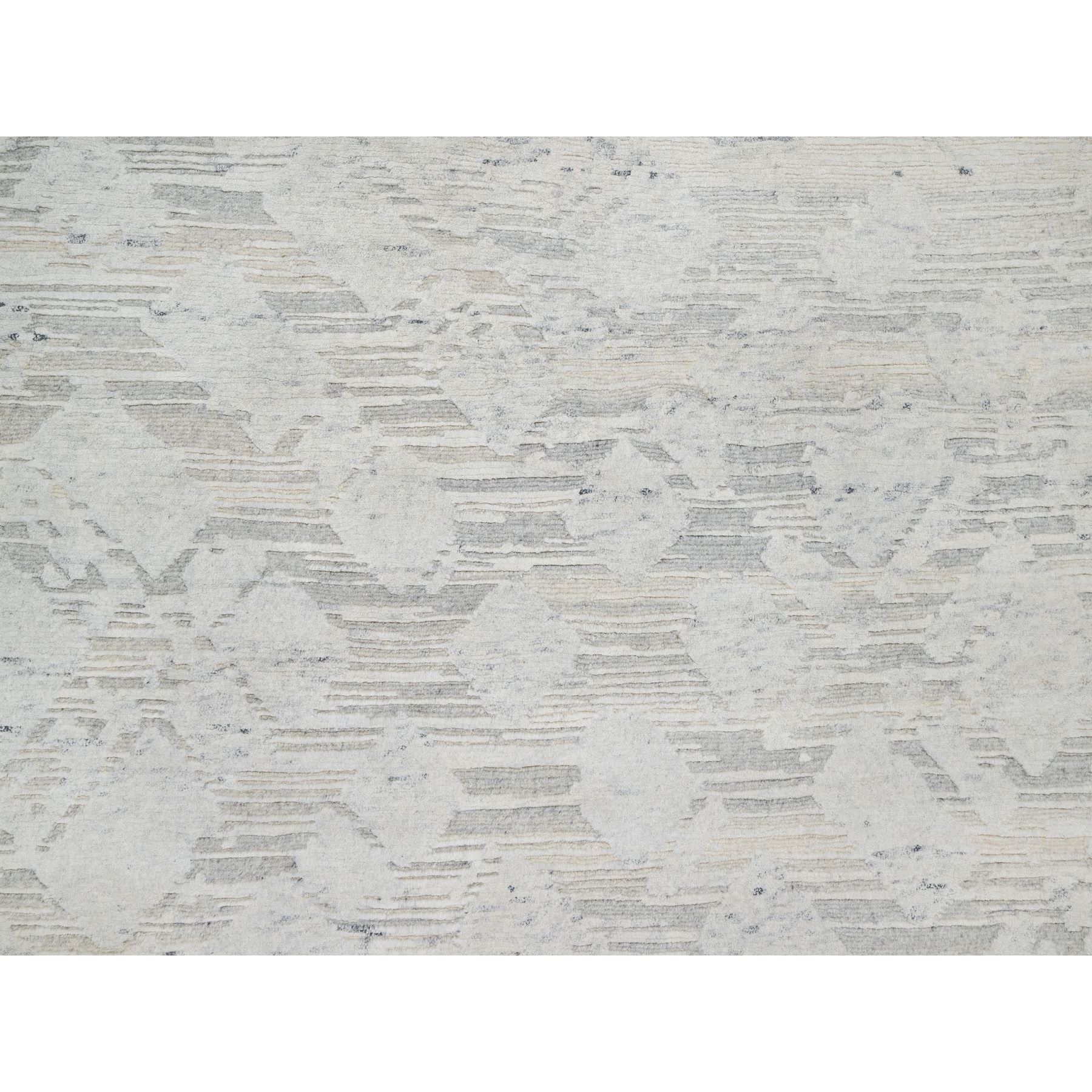 6'x6' Platinum Gray, Cut and Loop Pile, Hand Spun, Modern, Undyed Natural Wool, Hand Knotted, Round, Oriental Rug HR90839 - Image 5