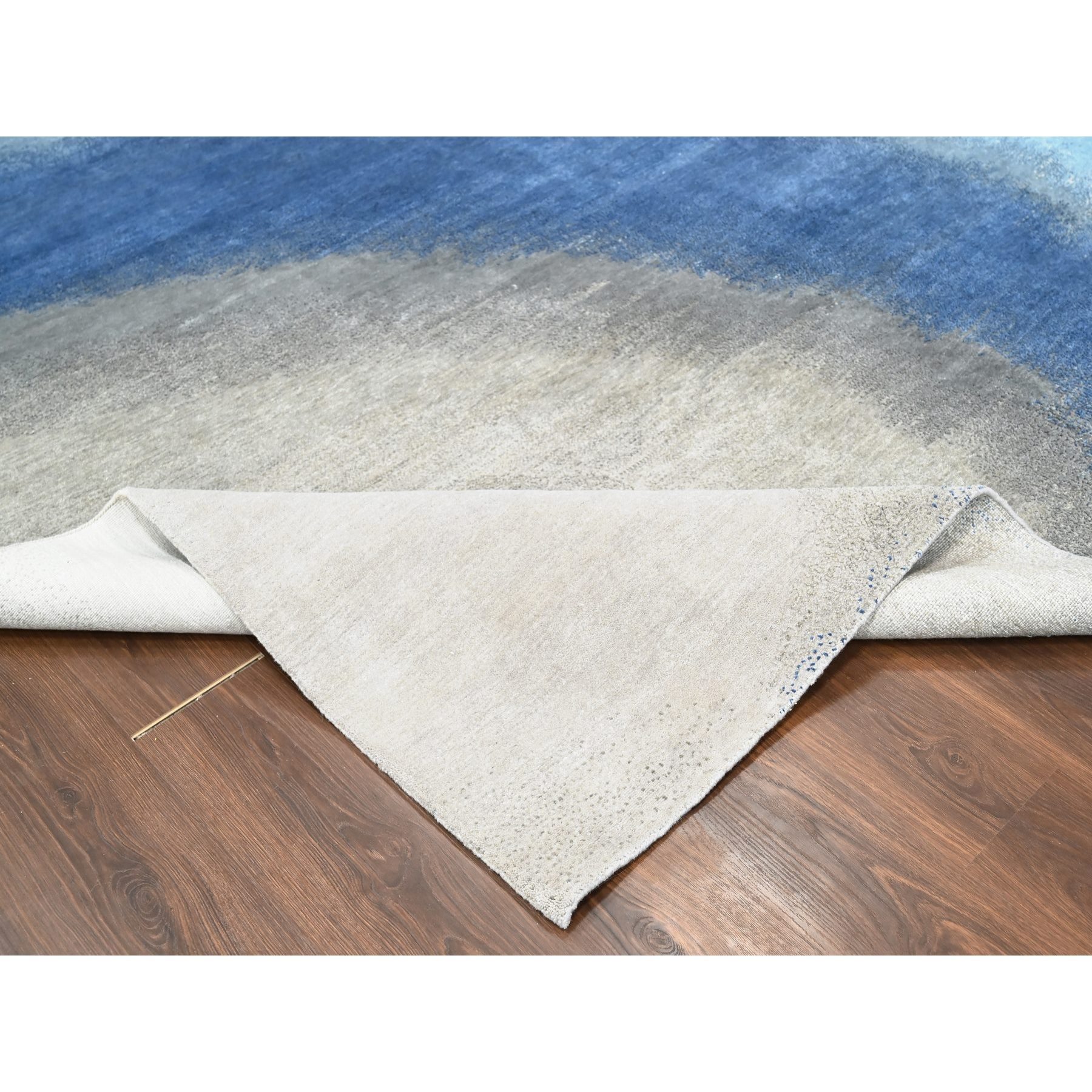 9'x11'10" THE SKY AND OCEAN, Modern Gradation Design, Thick and Plush, 100% Wool, Hand Knotted, Oriental Rug HR10060 - Image 7