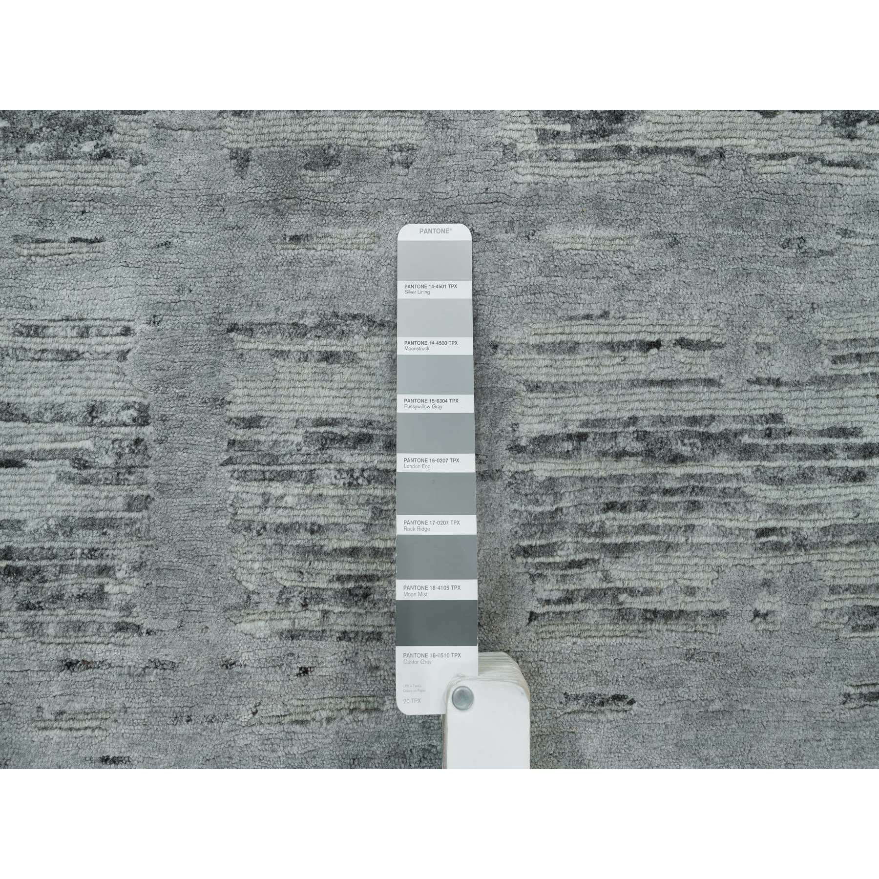 8'x10' Ash Gray, Hand Spun Undyed, Natural Wool, Modern, Hand Knotted, Oriental Square Rug HR65945 - Image 8