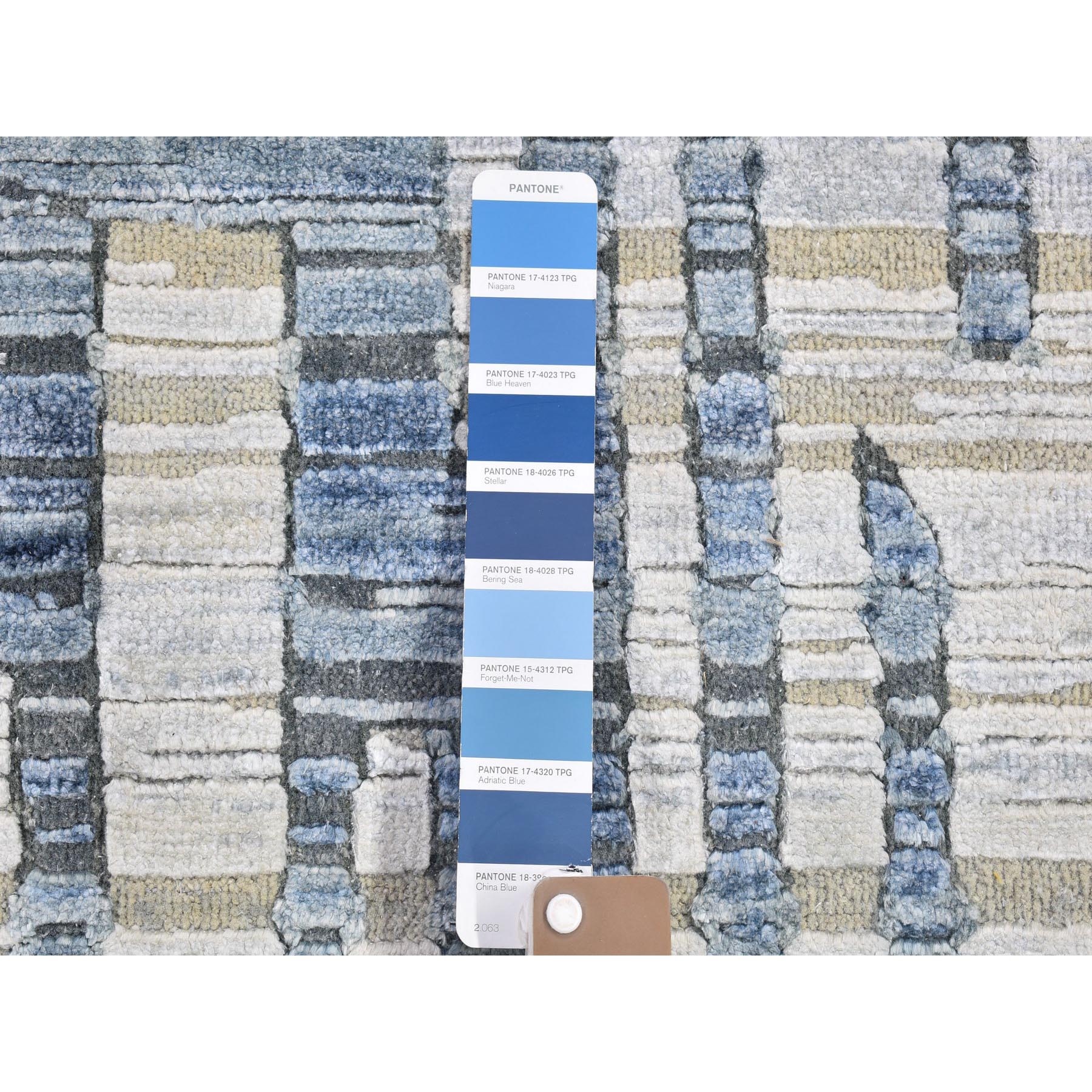 8'1"x8'1" Hand Knotted Blue Pure Silk and Textured Wool Zigzag with Graph Design Round Oriental Rug HR66378 - Image 8