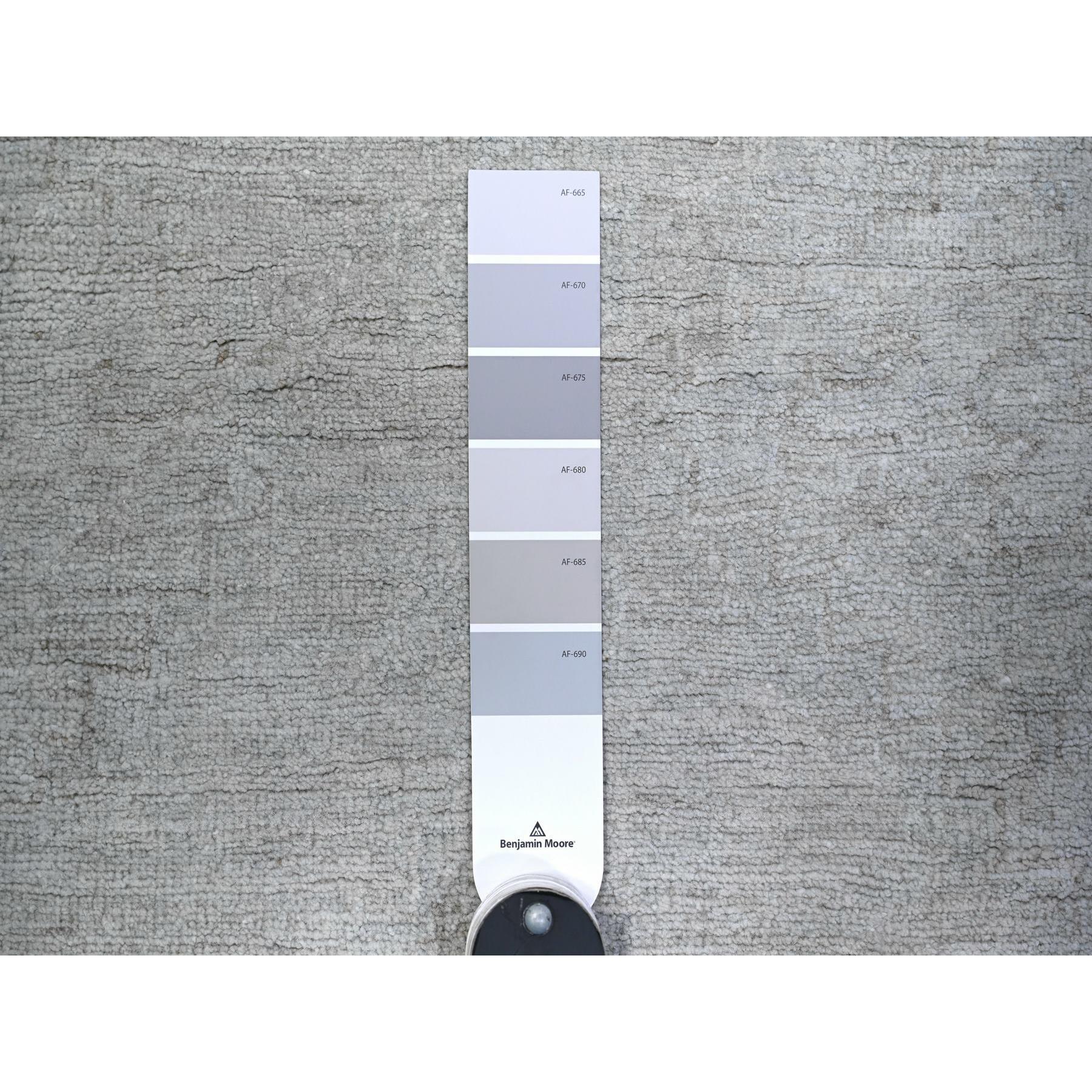 5'x6'9" Platinum Gray, White Wash Peshawar with All Over Design, Natural Dyes, Pure Wool, Hand Knotted, Oriental Rug HR74949 - Image 3