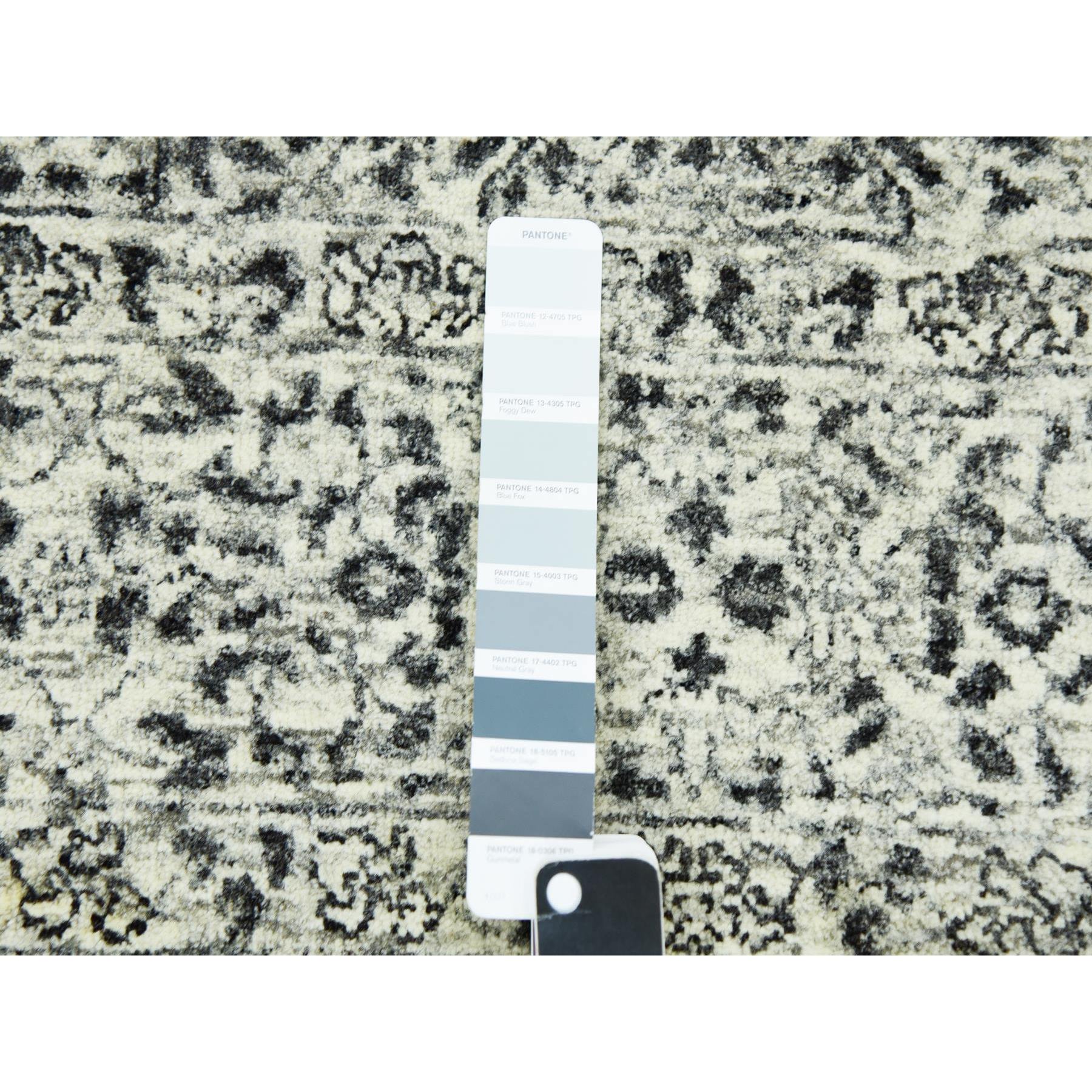 6'1"x9'3" Ghost White, Hand Knotted, Mamluk Dynasty, Tone on Tone Design, Undyed 100% Wool, Oriental Rug HR79473 - Image 7