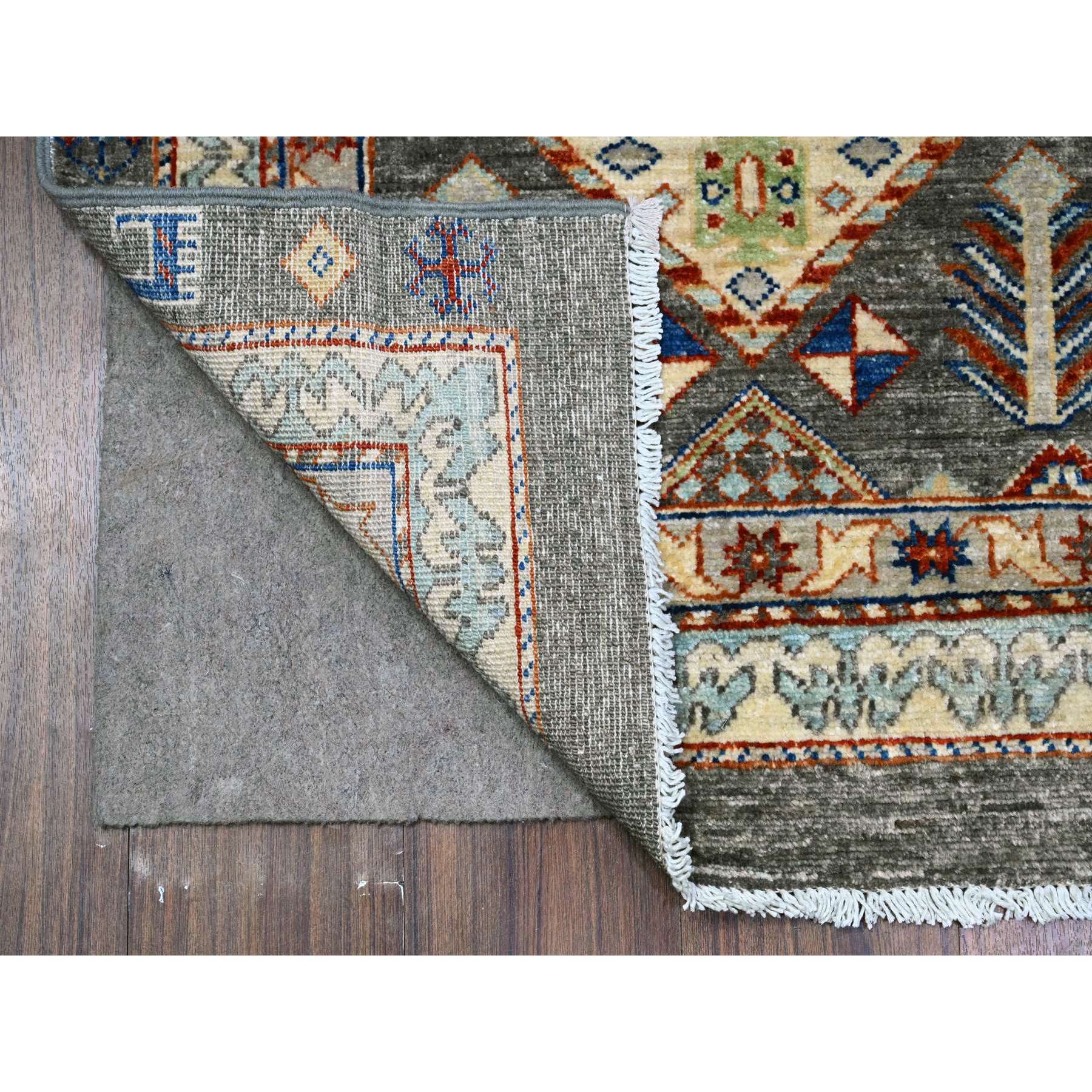 2'7"x9'6" Zombie Gray, Vegetable Dyes, Fine Aryana With Animal And Human Figurines, Shiny Wool, Hand Knotted, Runner Oriental Rug HR89604 - Image 2