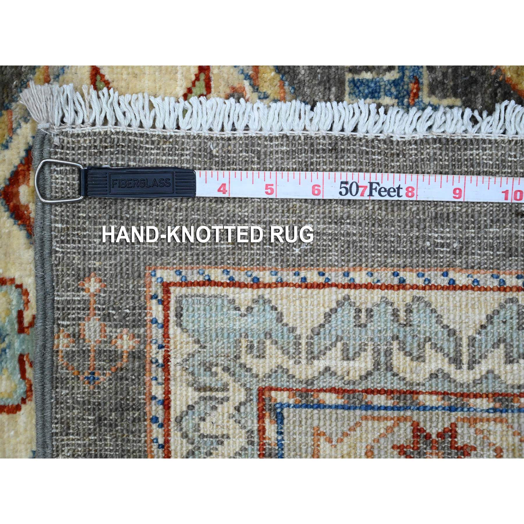 2'7"x9'6" Zombie Gray, Vegetable Dyes, Fine Aryana With Animal And Human Figurines, Shiny Wool, Hand Knotted, Runner Oriental Rug HR89604 - Image 6