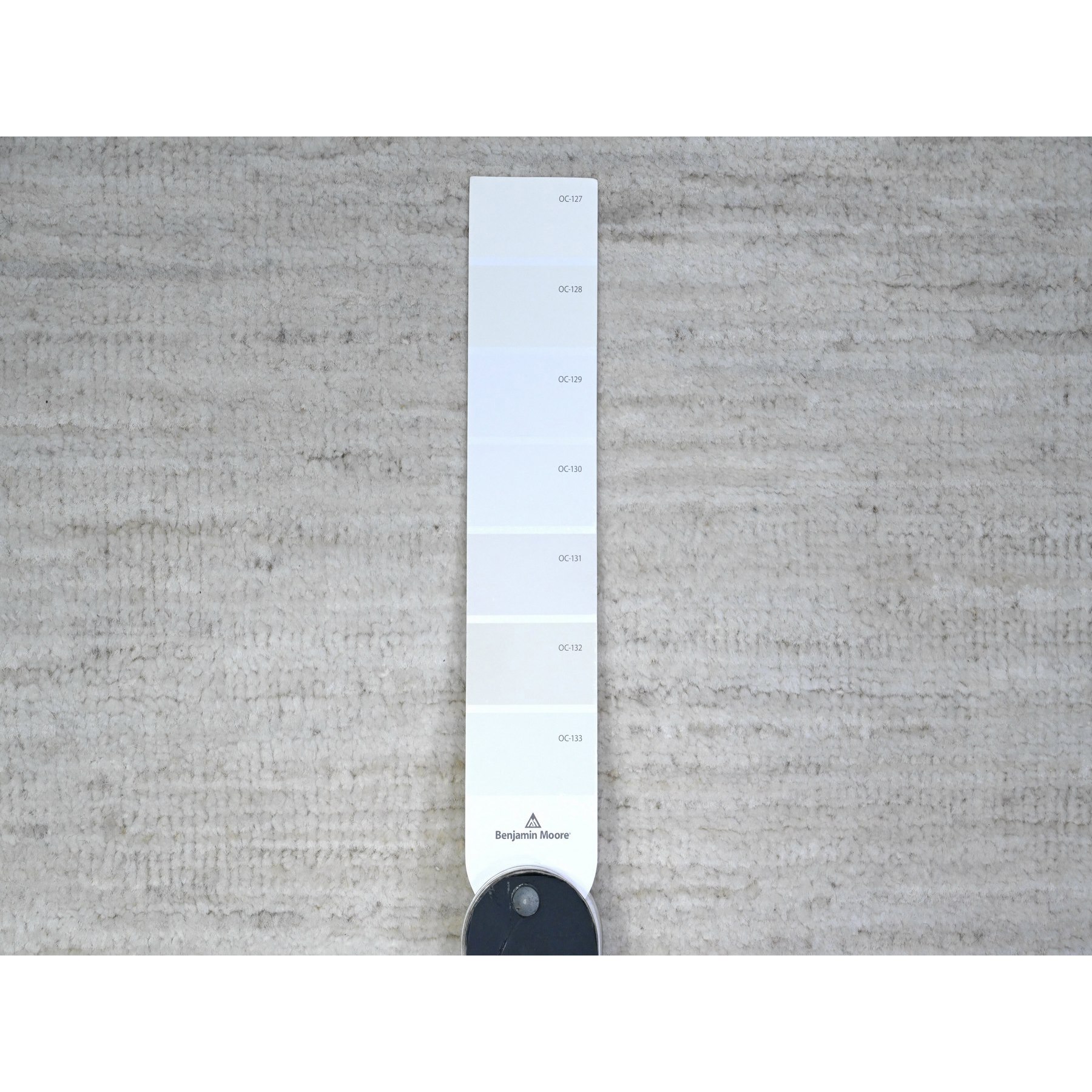 6'x9' Olympus White, Single Color Modern Peshawar With Plain Design, Shabby Chic, Hand Knotted Natural Dyes, 100% Wool, Oriental Rug HR89656 - Image 3