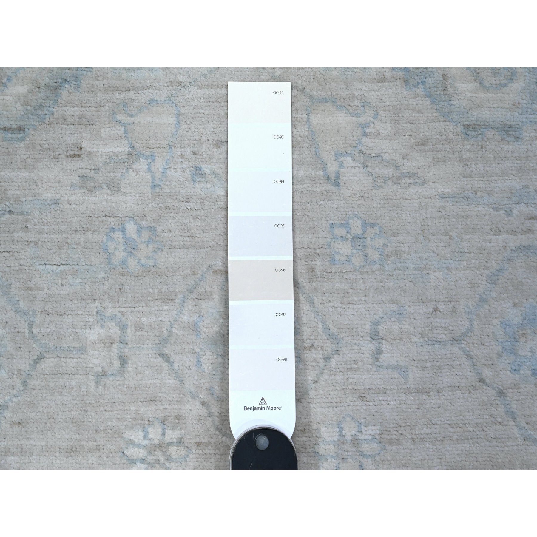 2'9"x5'6" Gainsboro Gray, Hand Knotted, Natural Dyes, White Wash Peshawar With Heriz All Over Design, Soft And Velvety Wool, Fine Aryana Short Runner Oriental Rug HR89718 - Image 3