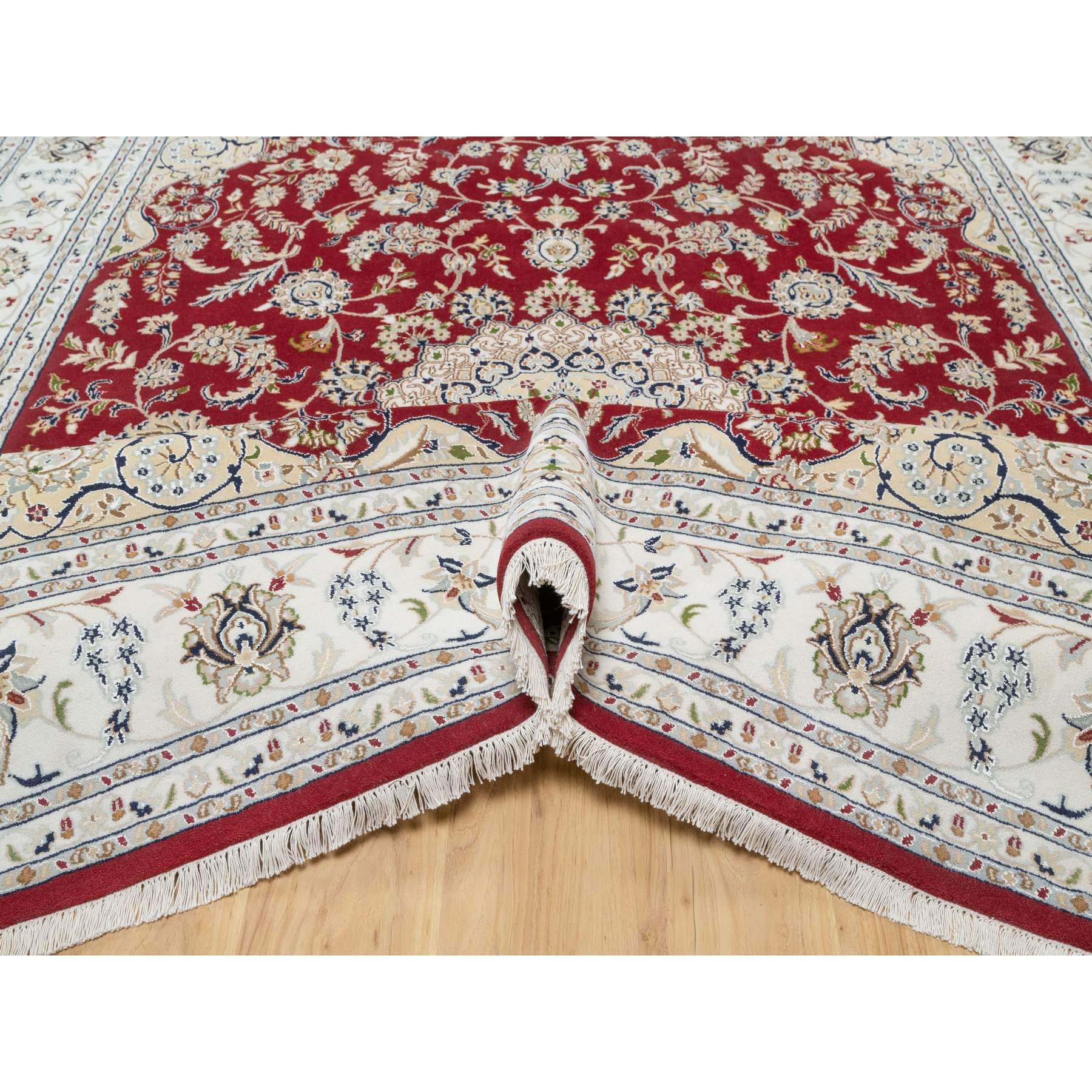7'10"x10'3" Falu Red, Wool and Silk, 250 KPSI, Nain with Center Medallion Flower Design, Hand Knotted, Oriental Rug HR90854 - Image 5