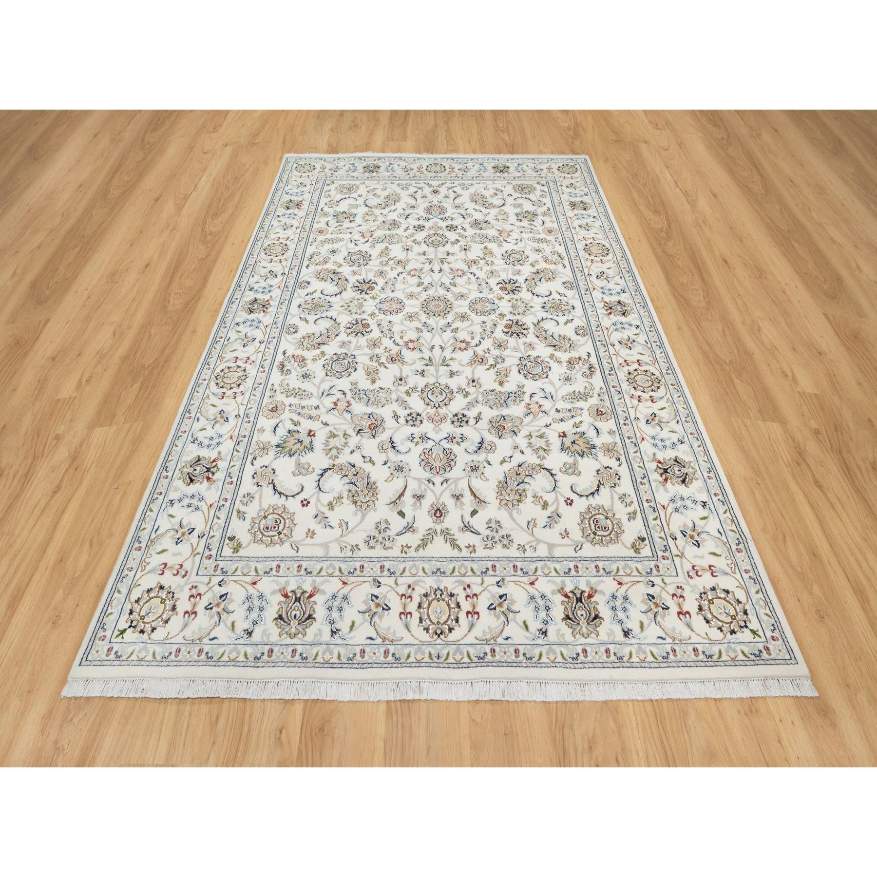 5'10"x9'1" Natural White, Hand Knotted, Nain All Over Floral Design, 250 KPSI, Wool and Silk, Oriental Rug HR90896 - Image 2