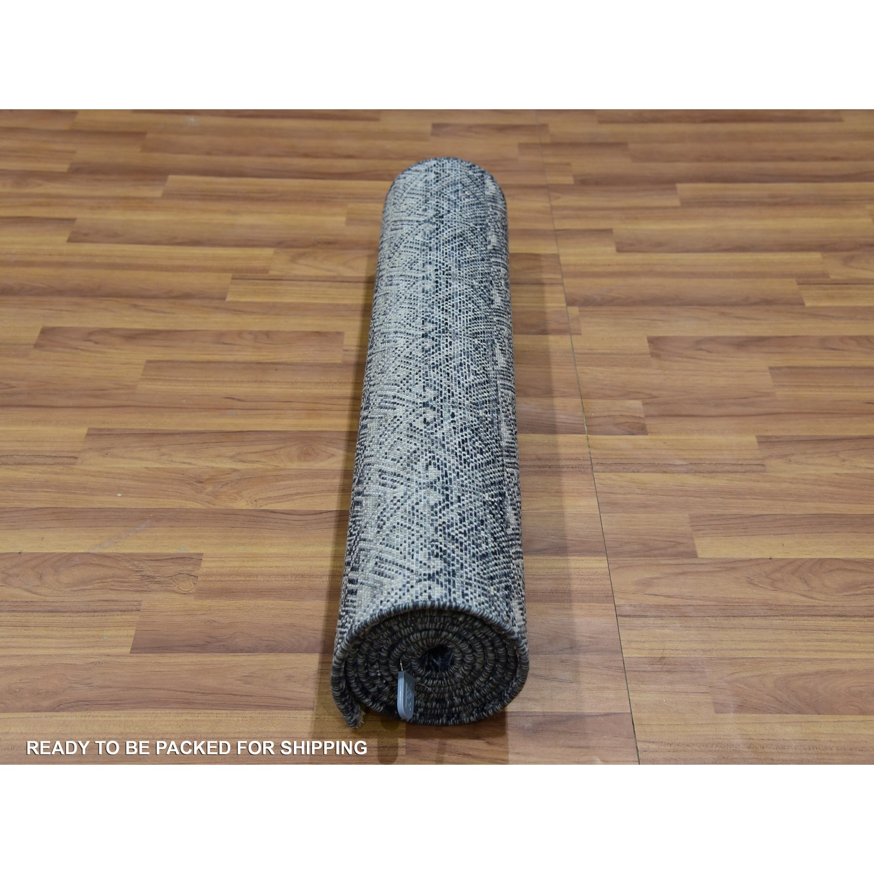 2'7"x8' Onyx Gray, Hand Knotted, Soft Pile Extra Soft Wool, Small Geometric Repetitive Kohinoor Herat Pattern, Runner Oriental Rug HR76021 - Image 5