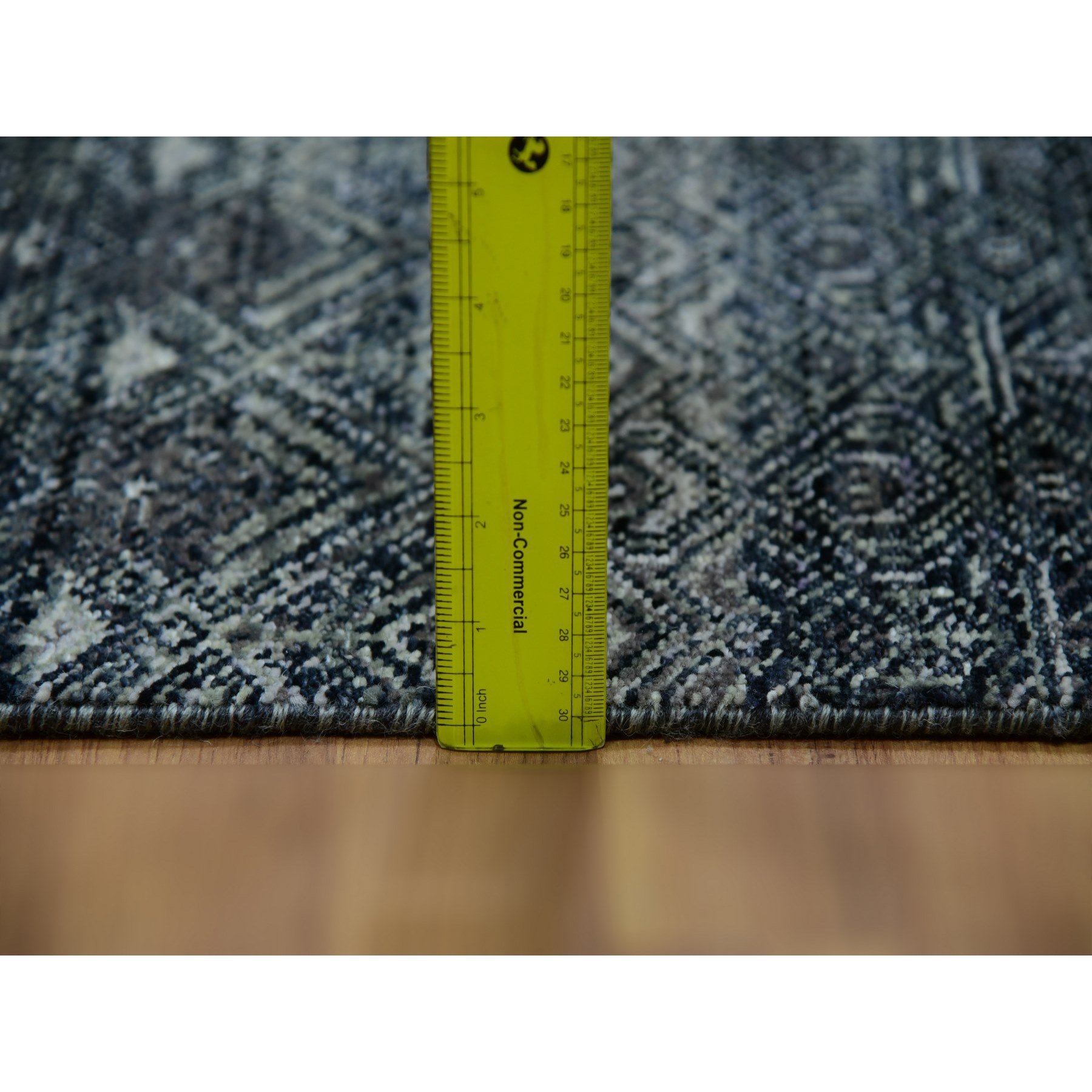 2'7"x8' Onyx Gray, Hand Knotted, Soft Pile Extra Soft Wool, Small Geometric Repetitive Kohinoor Herat Pattern, Runner Oriental Rug HR76021 - Image 6