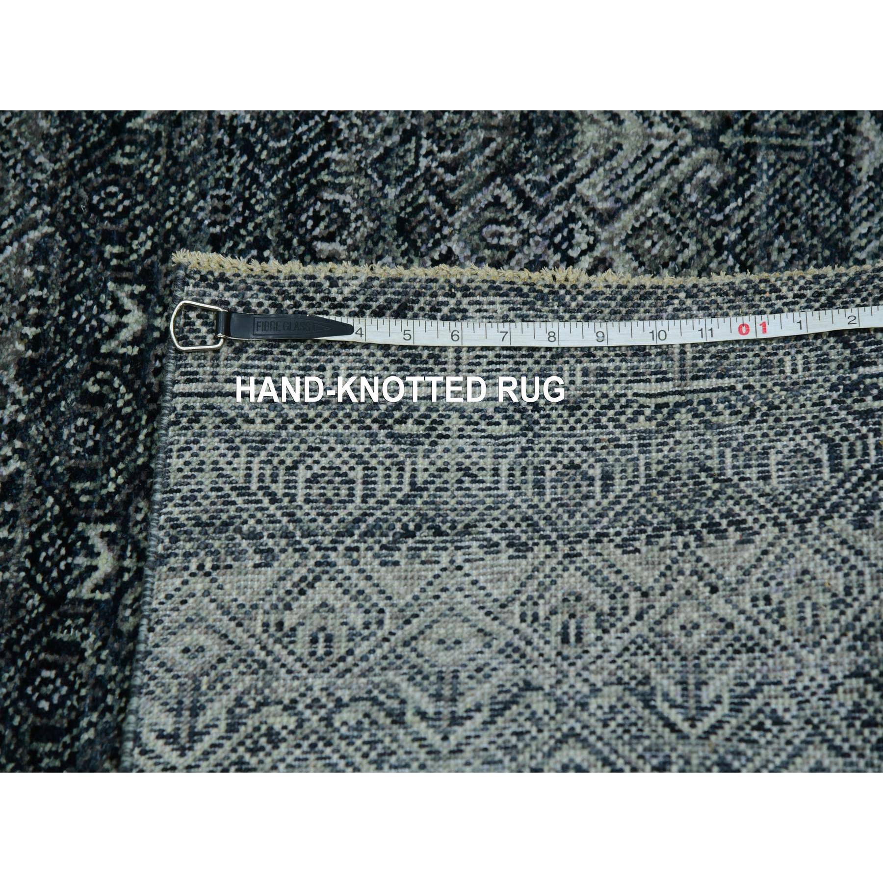 2'7"x8' Onyx Gray, Hand Knotted, Soft Pile Extra Soft Wool, Small Geometric Repetitive Kohinoor Herat Pattern, Runner Oriental Rug HR76021 - Image 7