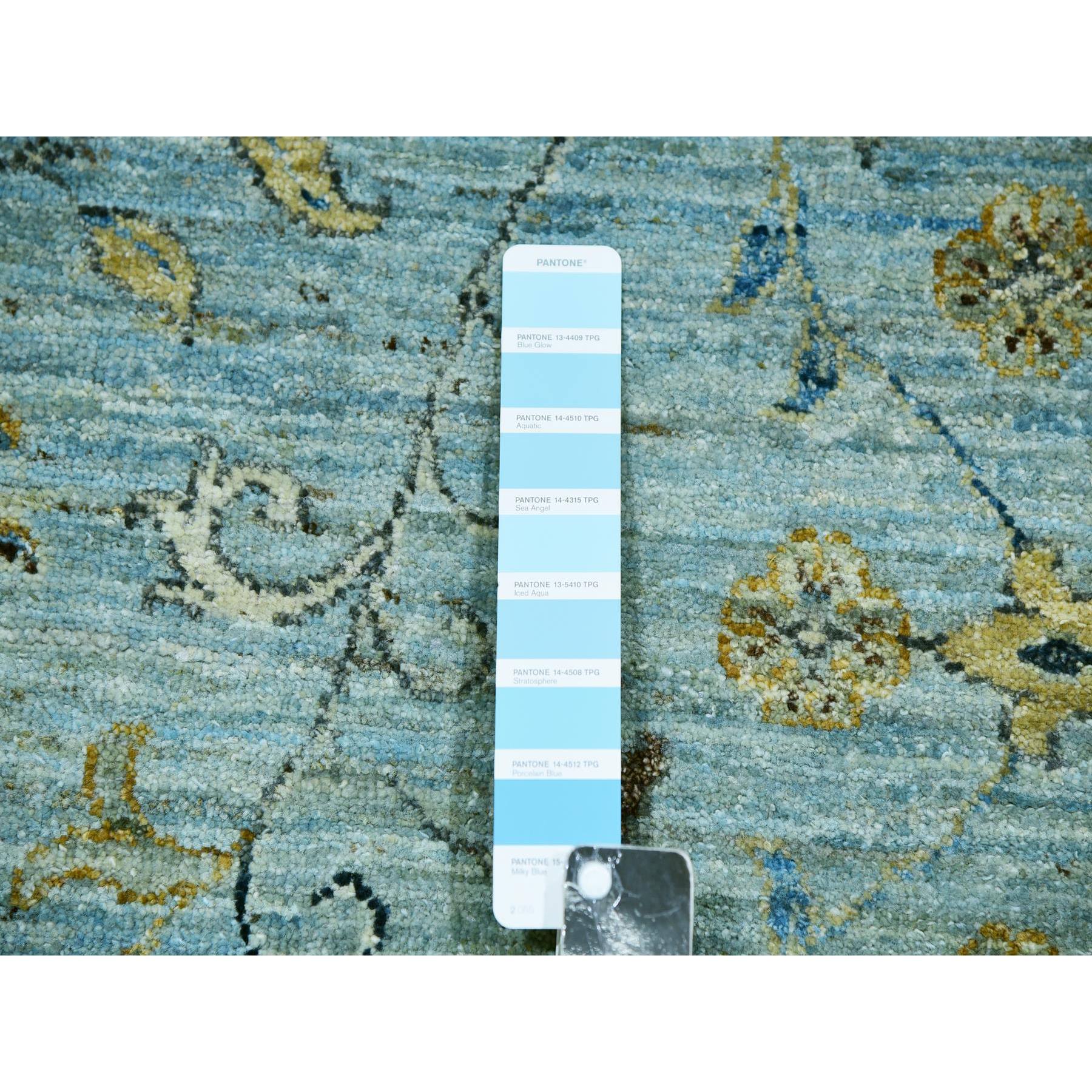 11'10"x15' Iceberg Blue, Vegetable Dyes, Agra, Hand Knotted Soft Wool, Oversized Shah Abbas Flower Design, Oriental Rug HR76056 - Image 7