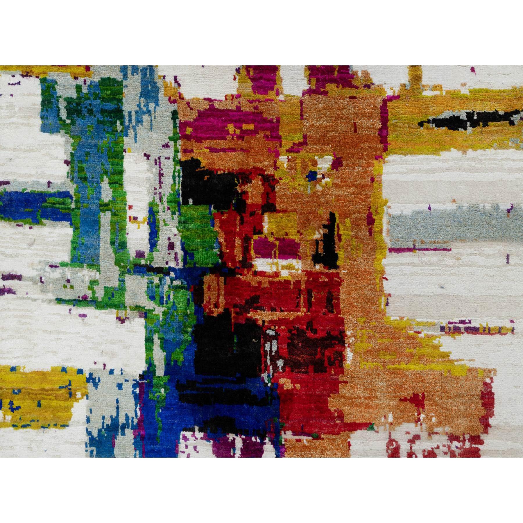 2'6"x9'10" Jet Stream White, Colorful Modern Abstract Motifs Design With Painter's Brush Strokes, Hand Knotted, Wool and Sari Silk, Runner Oriental Rug HR90961 - Image 5