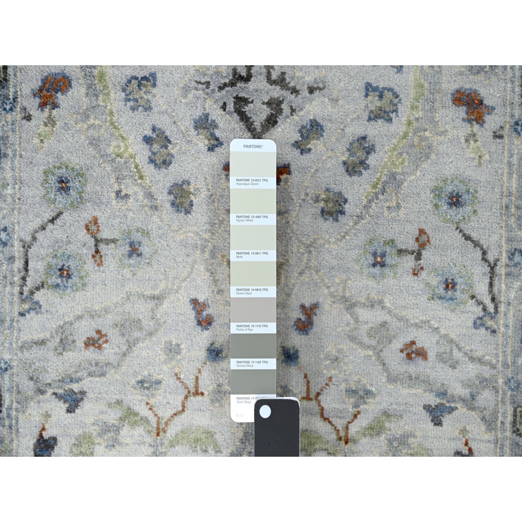2'6"x11'9" Powder White, Oushak with Floral Motifs, Denser Weave, Hand Knotted, Pure Wool, Runner, Oriental Rug HR10086 - Image 4
