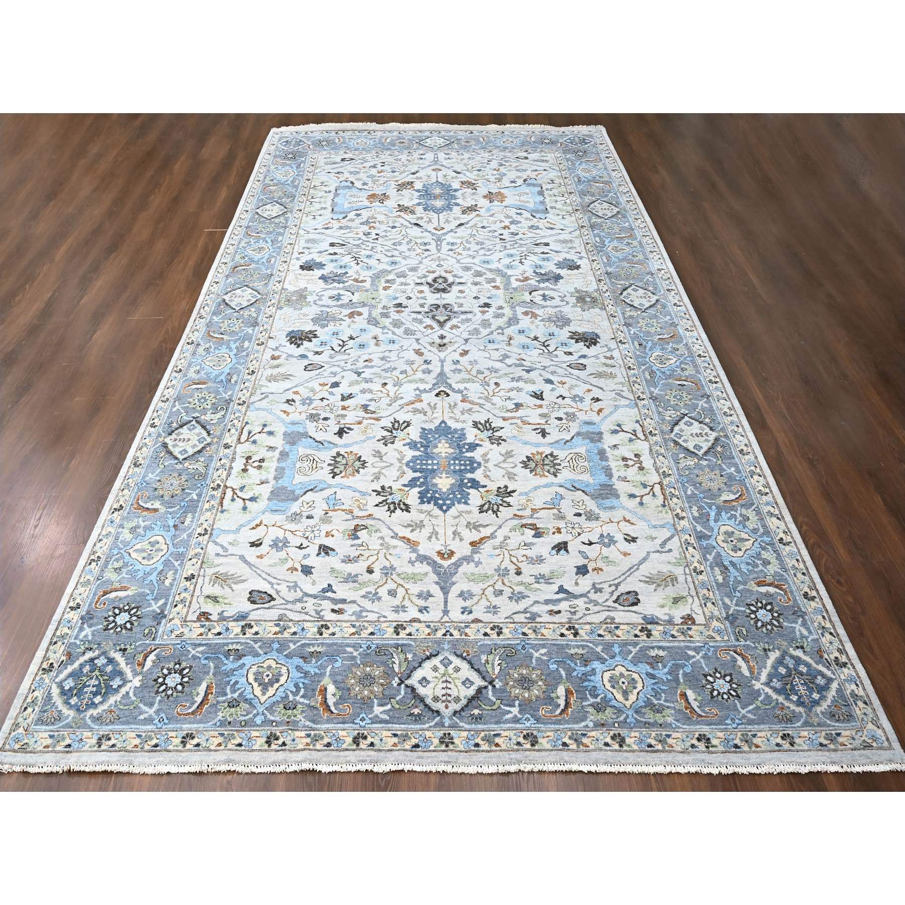 8'10"x16' Pearl White, Oushak with Floral Motifs, Denser Weave, Hand Knotted, Natural Wool, Wide Gallery Size, Oriental Rug HR10092 - Image 2