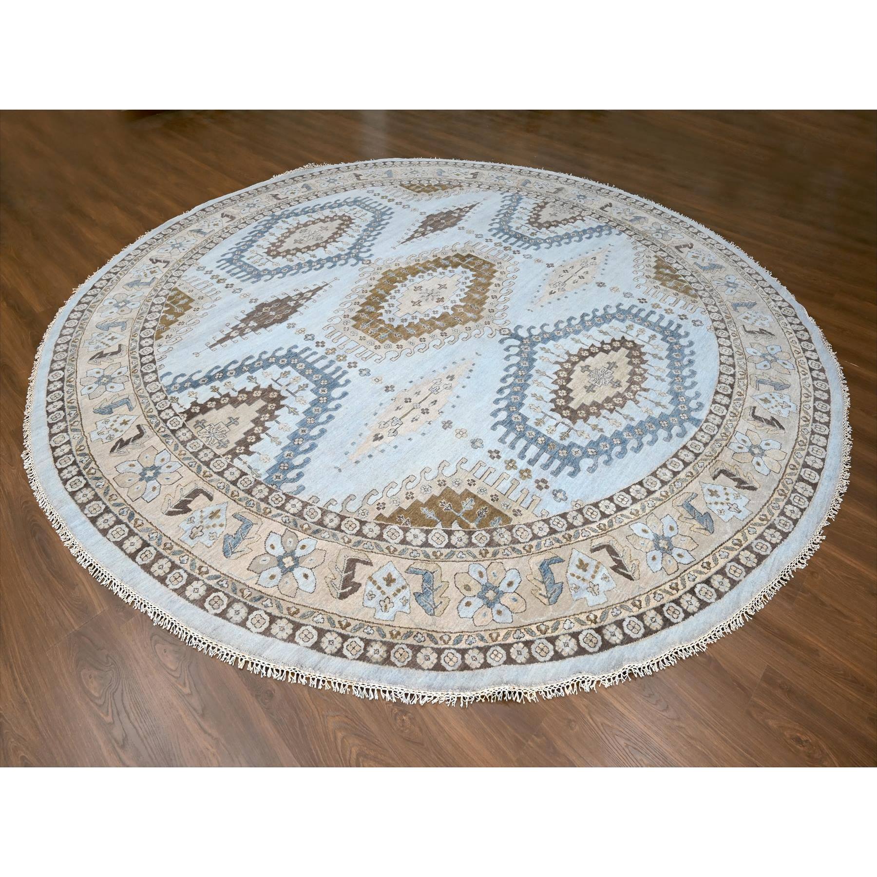 13'10"x13'10" Mist Gray, Hand Knotted, Persian Village Inspired Geometric Elements Design, Natural Dyes, Denser Weave, Pure Wool, Round, Oriental Rug HR10079 - Image 2